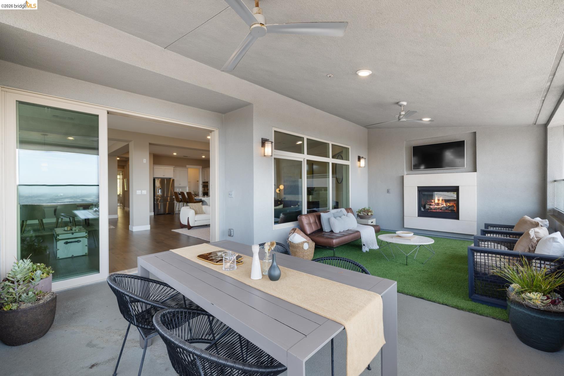 6713 Skyview Dr.