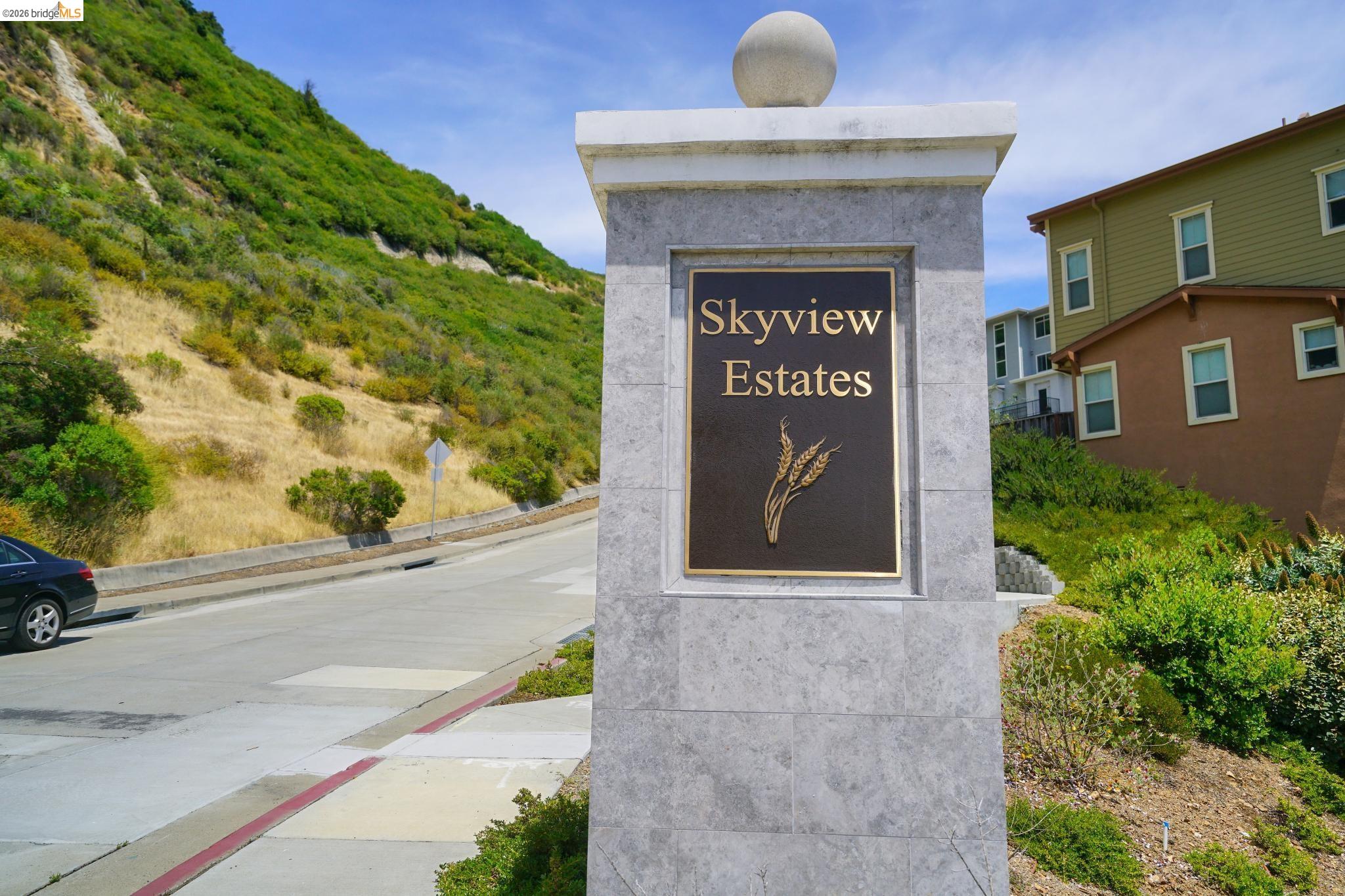 6713 Skyview Dr.