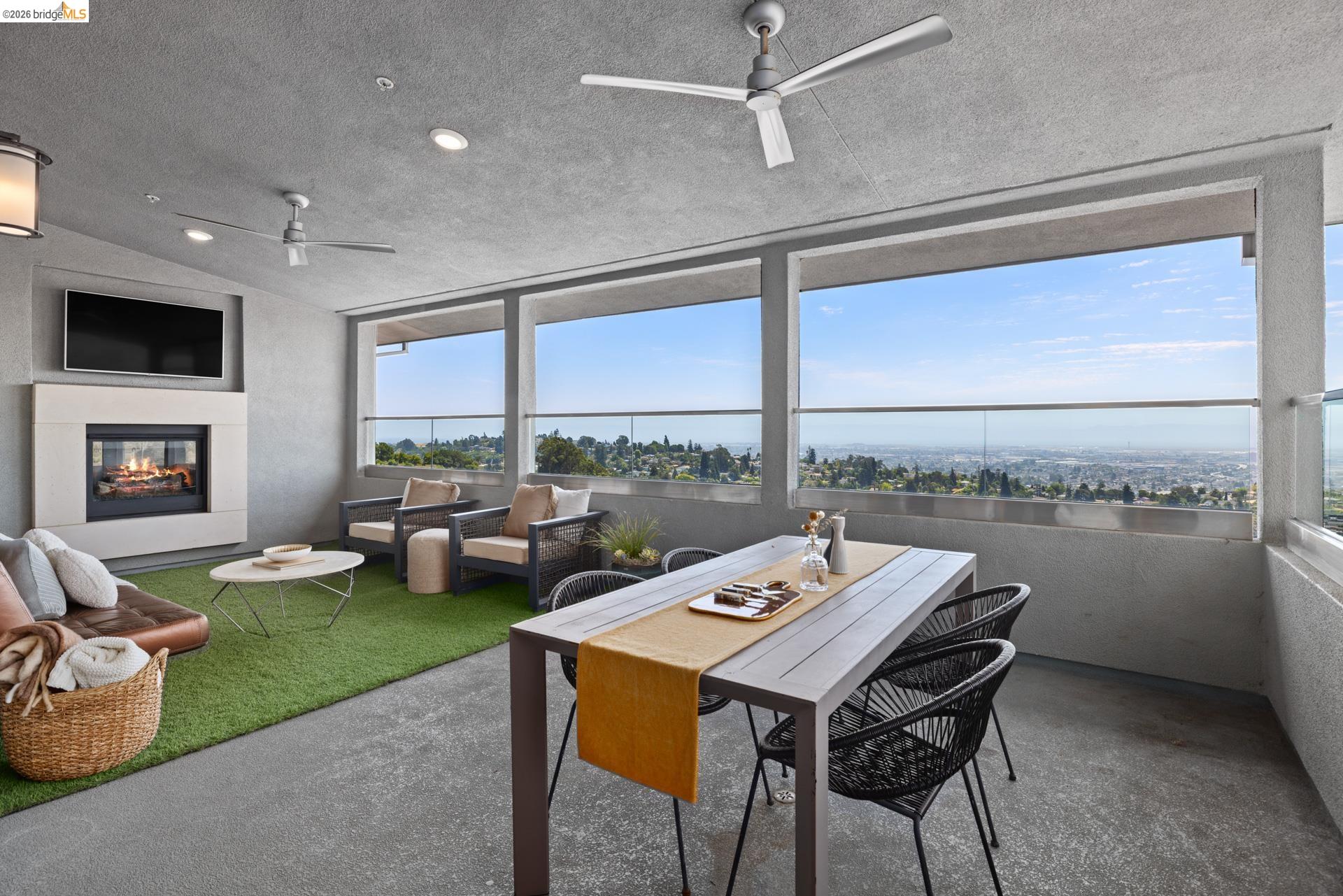 6713 Skyview Dr.