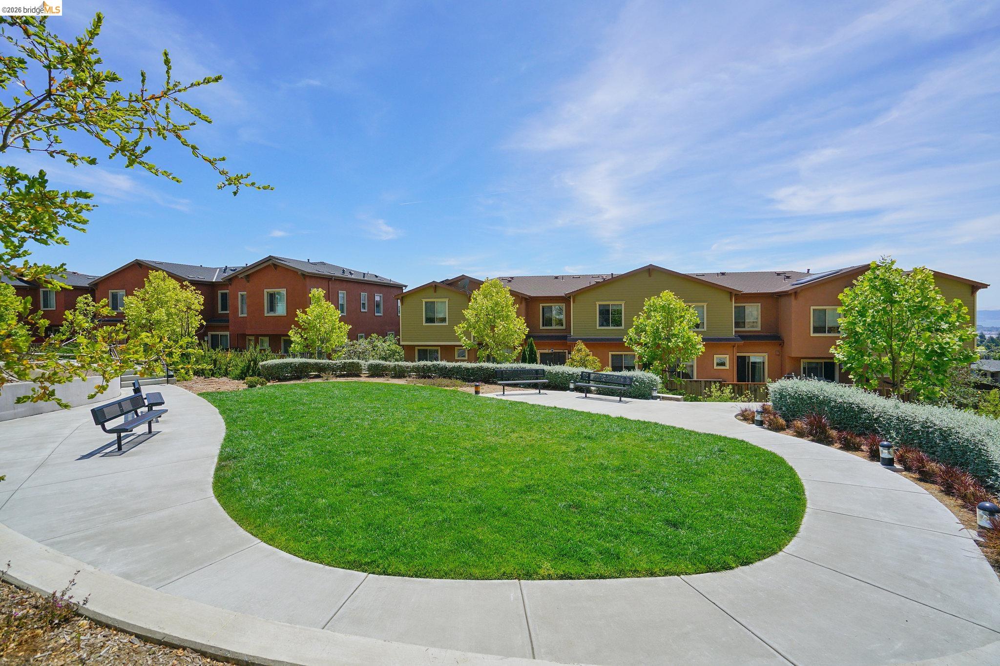 6713 Skyview Dr.