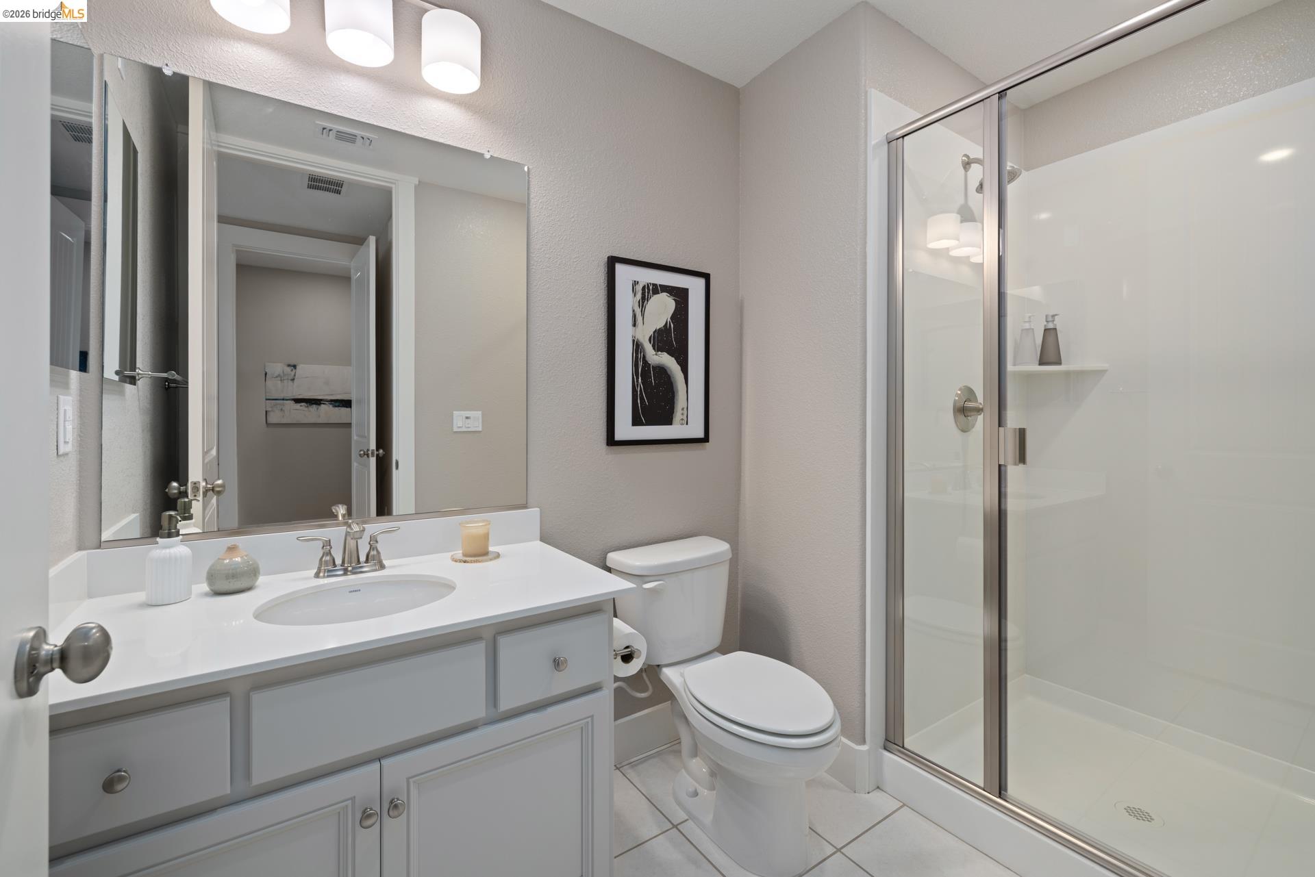 6713 Skyview Dr.