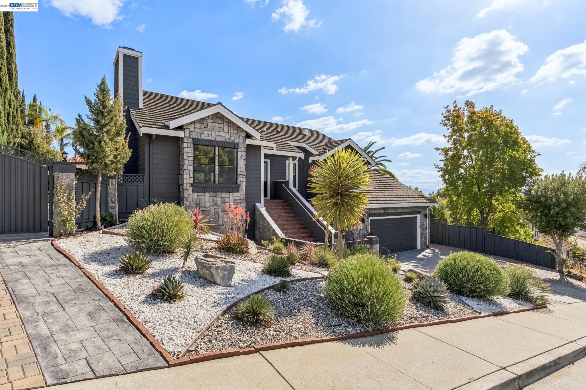 3426 San Saba Dr