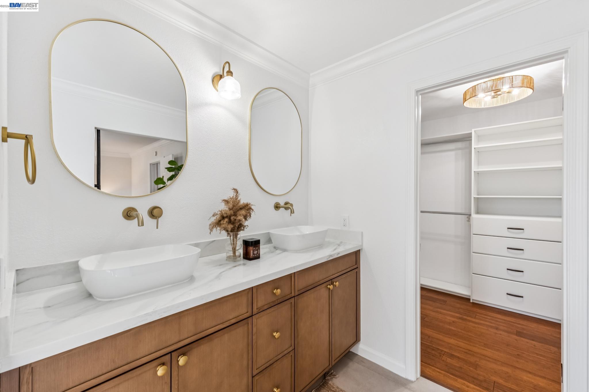 3426 San Saba Dr