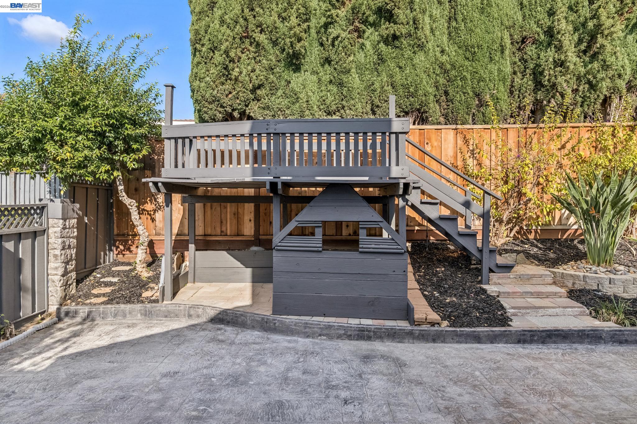 3426 San Saba Dr