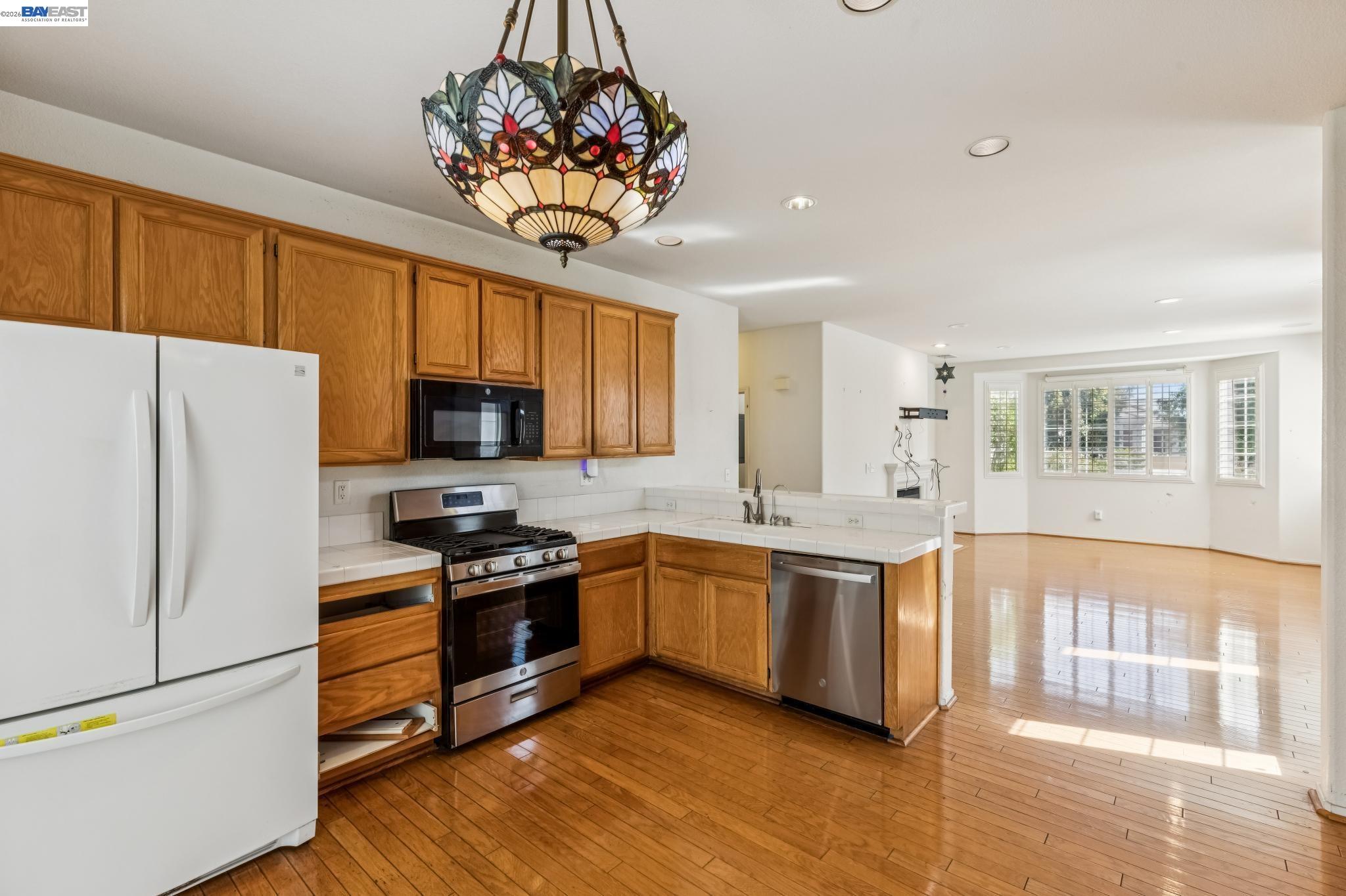 401 Edgewood Dr