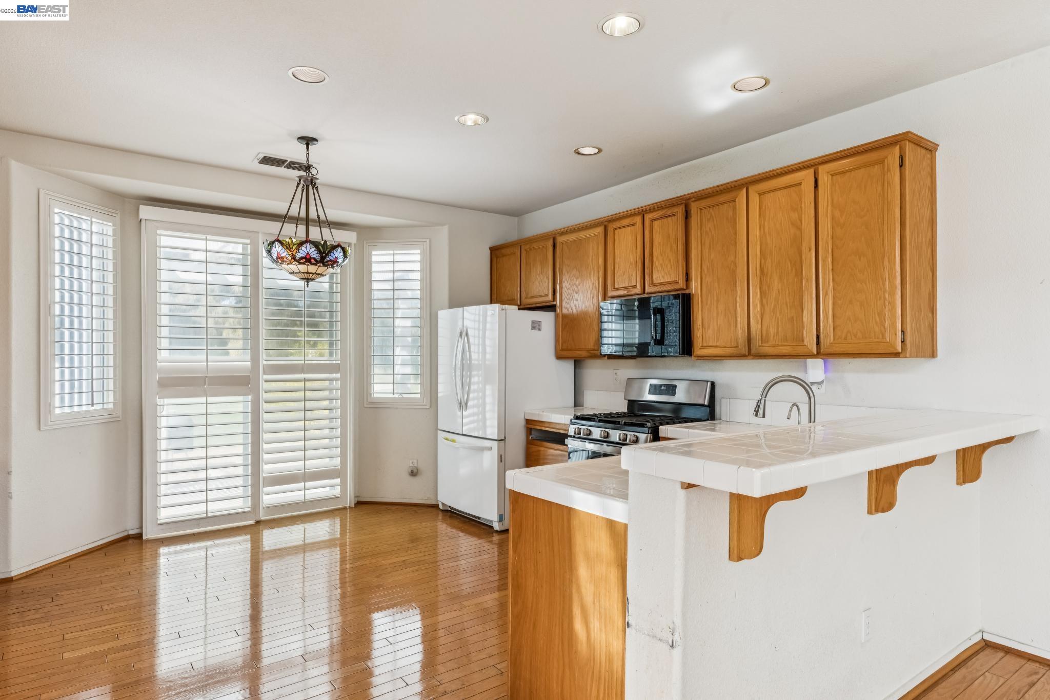 401 Edgewood Dr