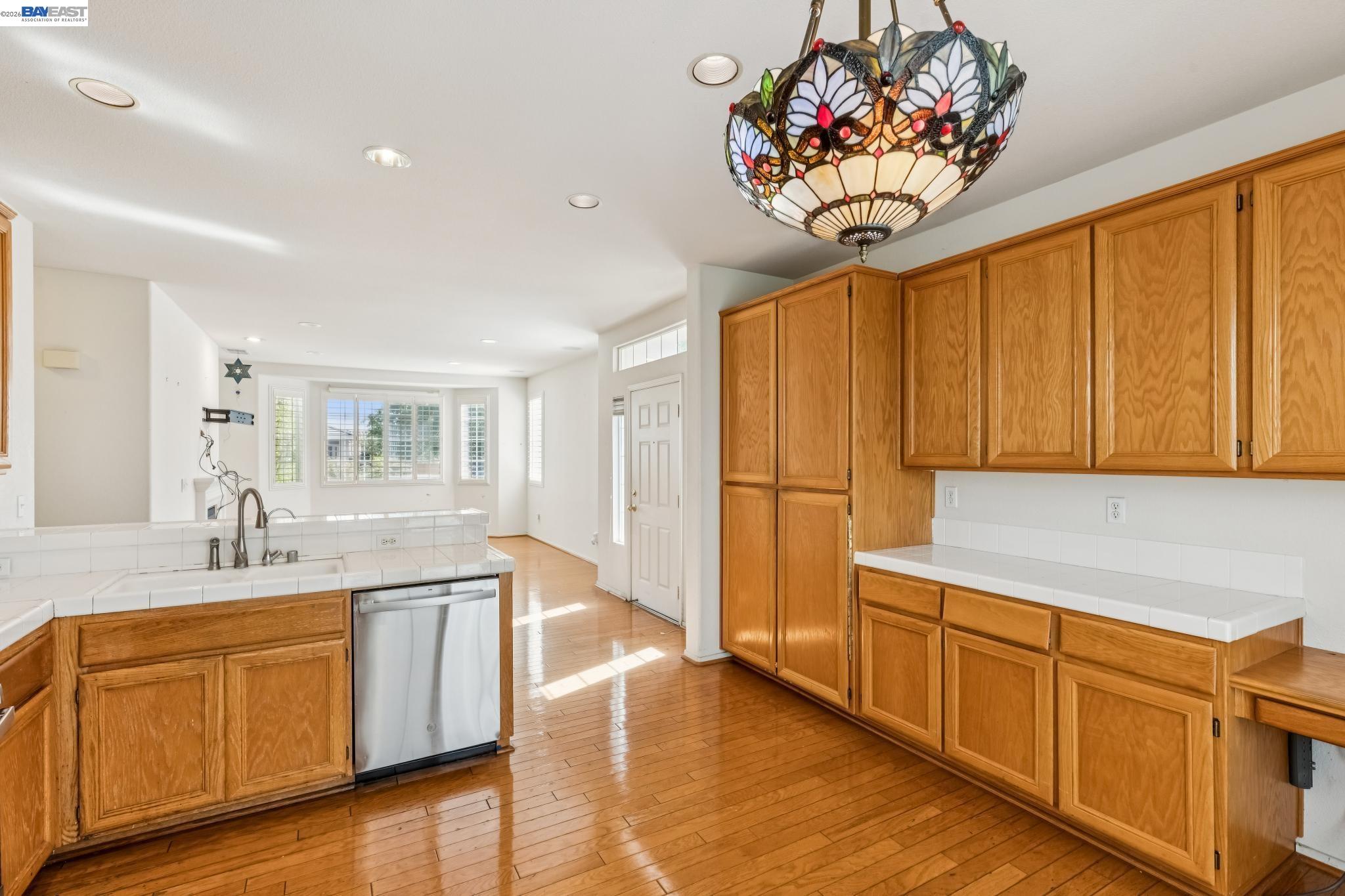 401 Edgewood Dr