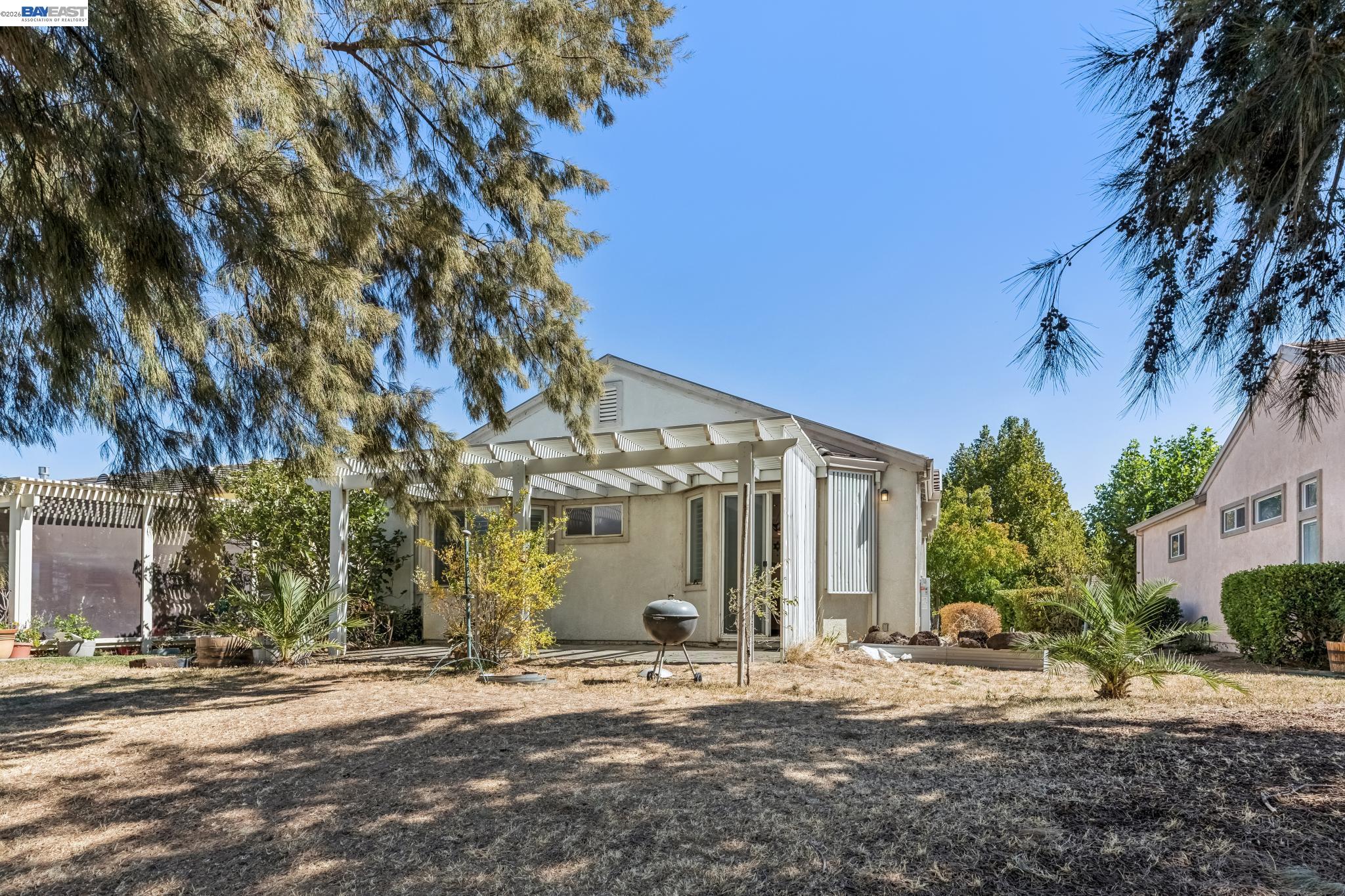 401 Edgewood Dr