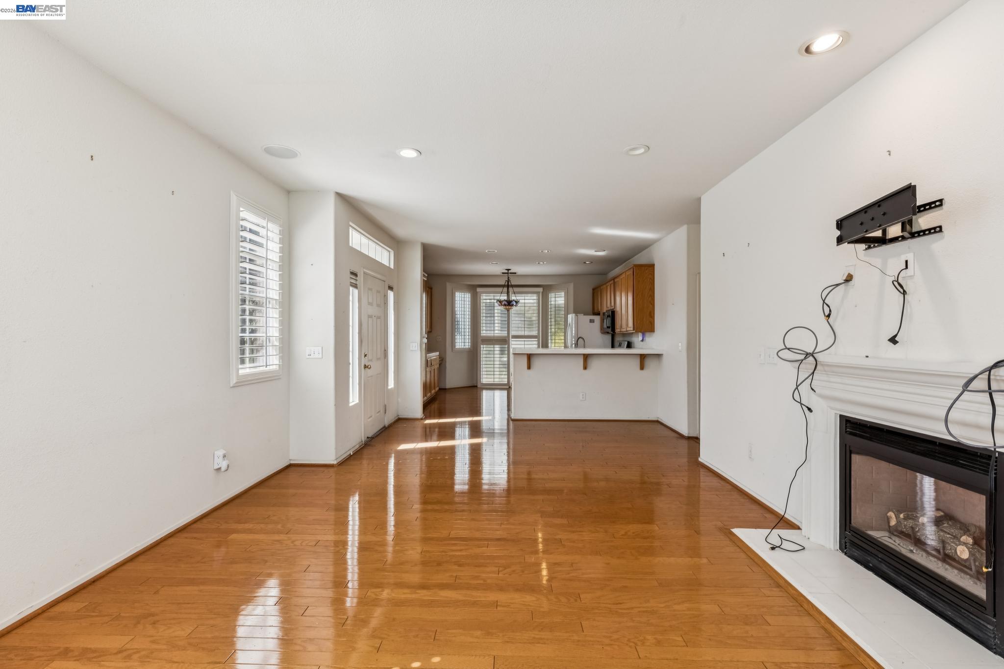 401 Edgewood Dr