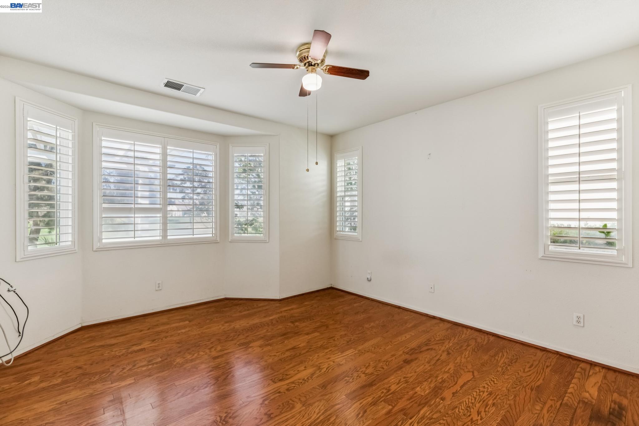 401 Edgewood Dr