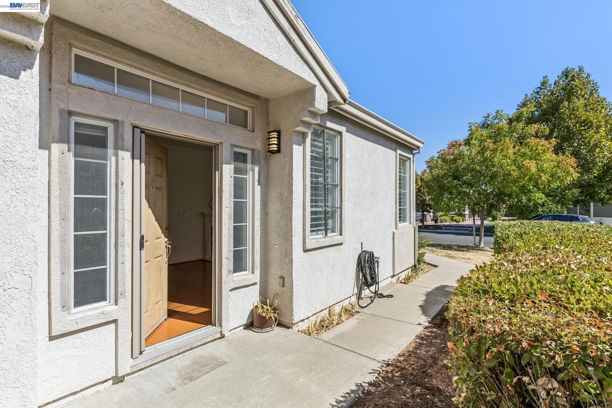 401 Edgewood Dr