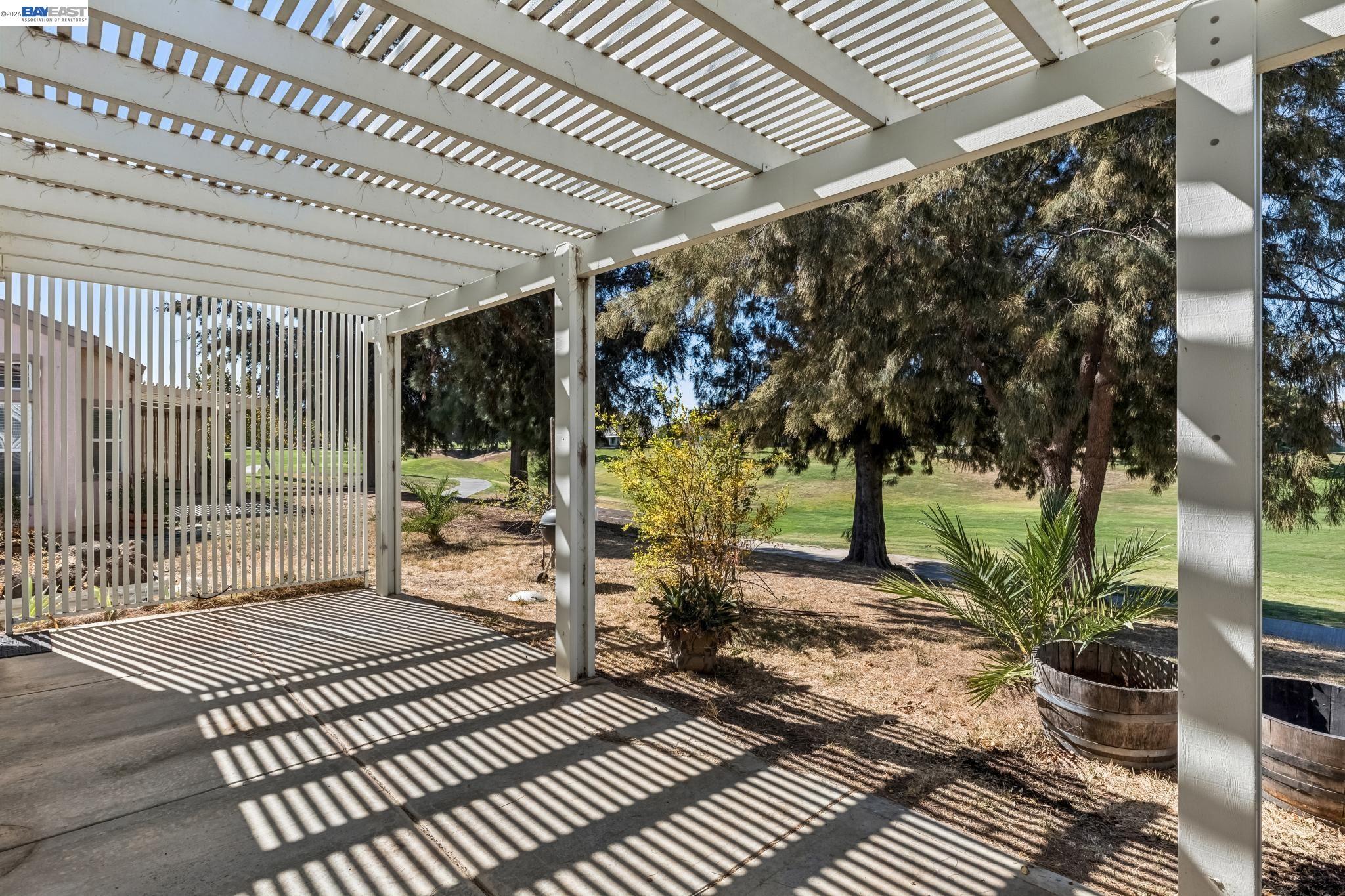 401 Edgewood Dr