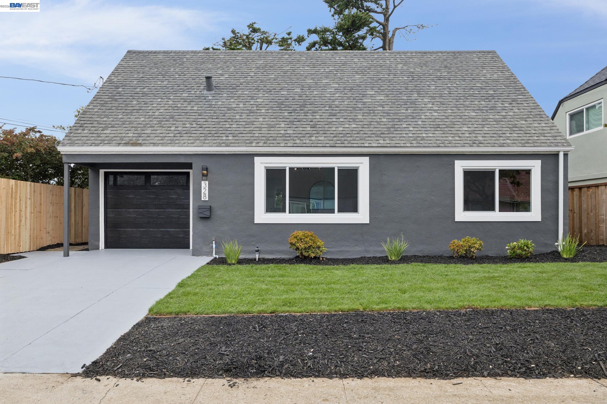 328 Glencourt Way
