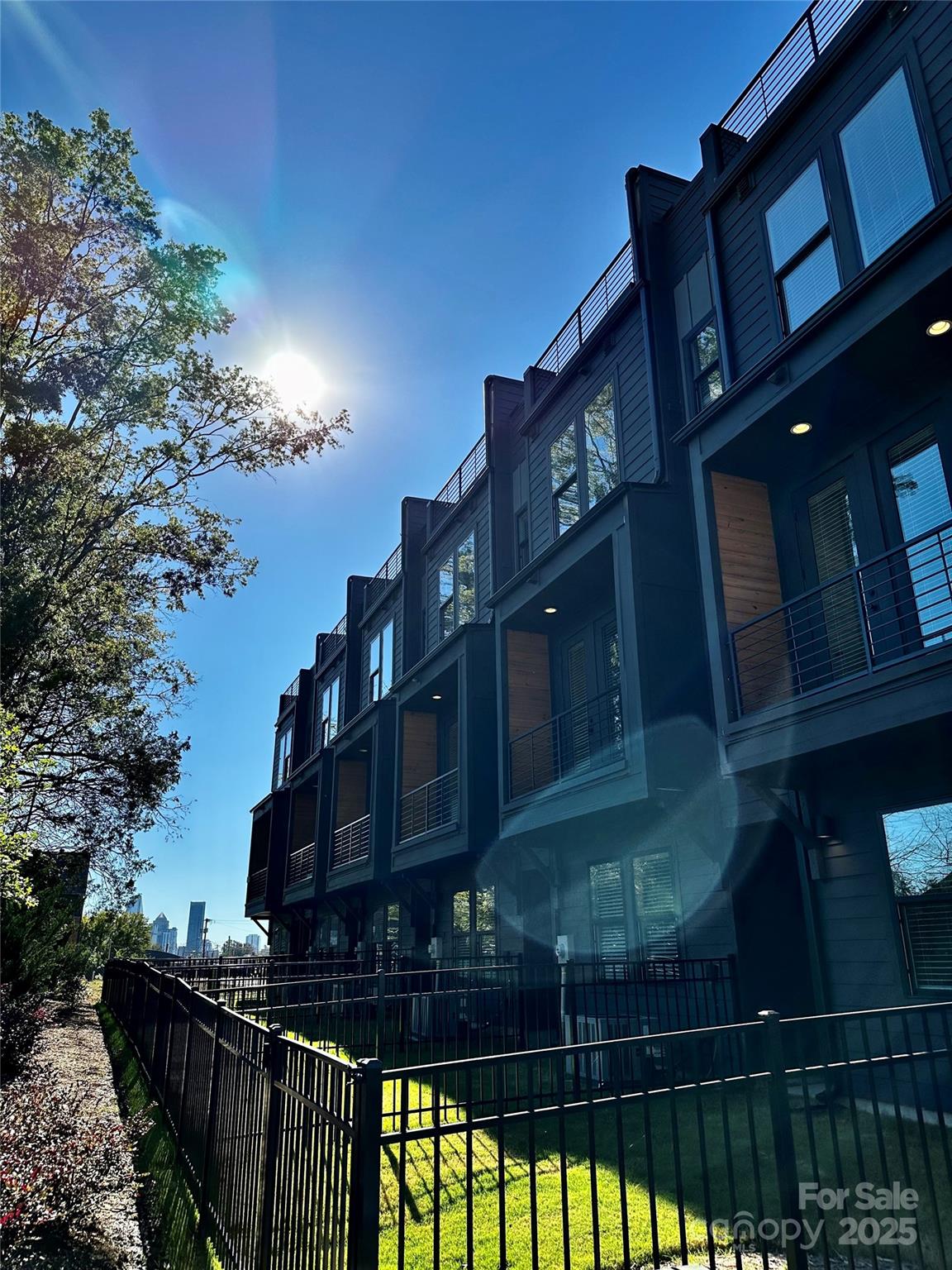 1013 North End Drive Unit: 26