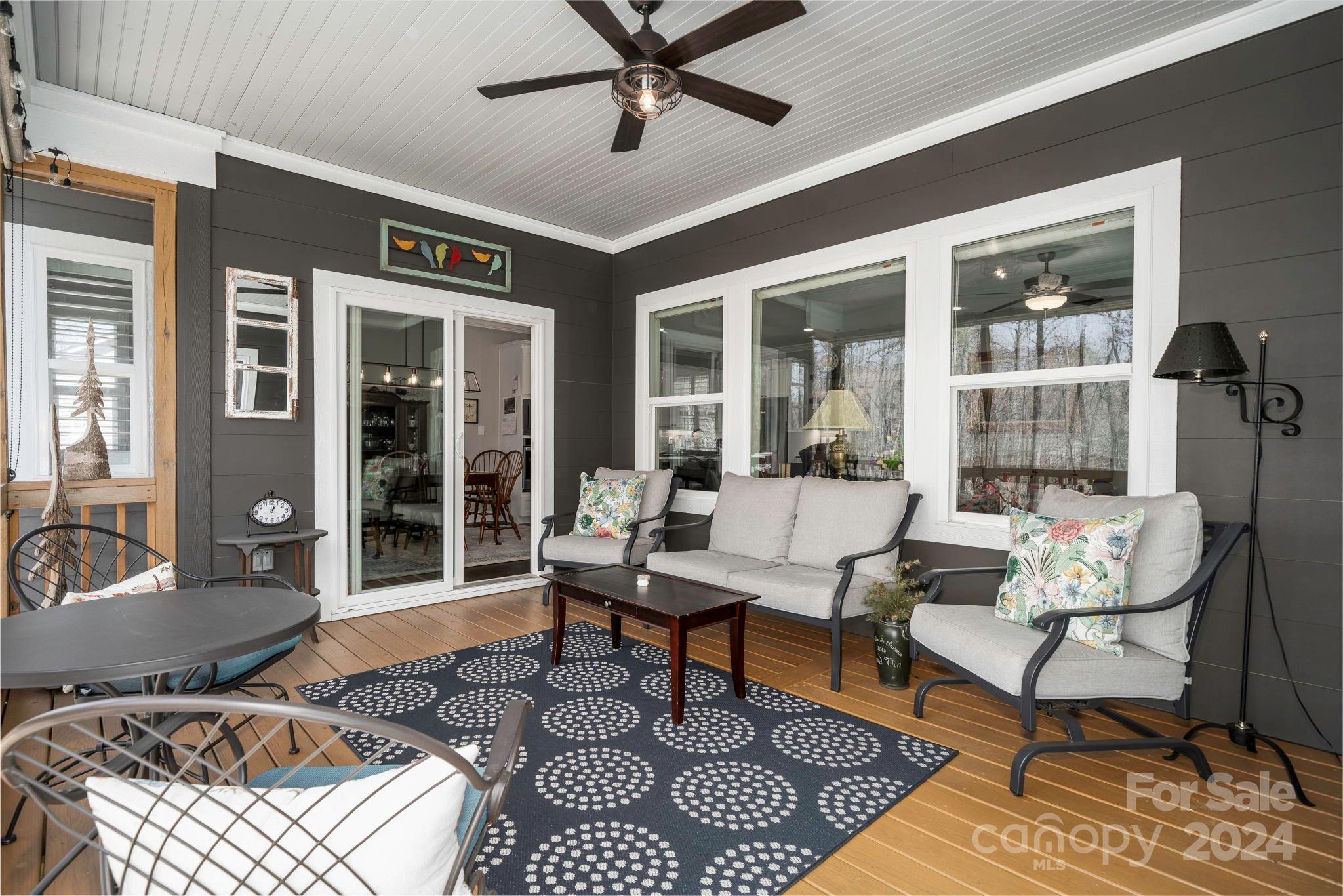 4537 N Wynswept Drive