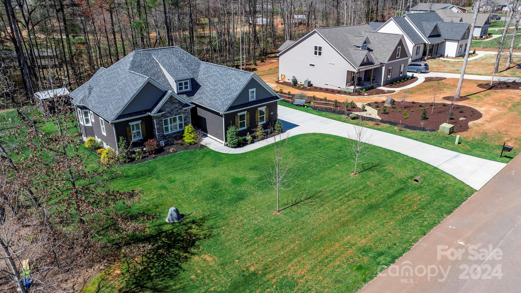 4537 N Wynswept Drive