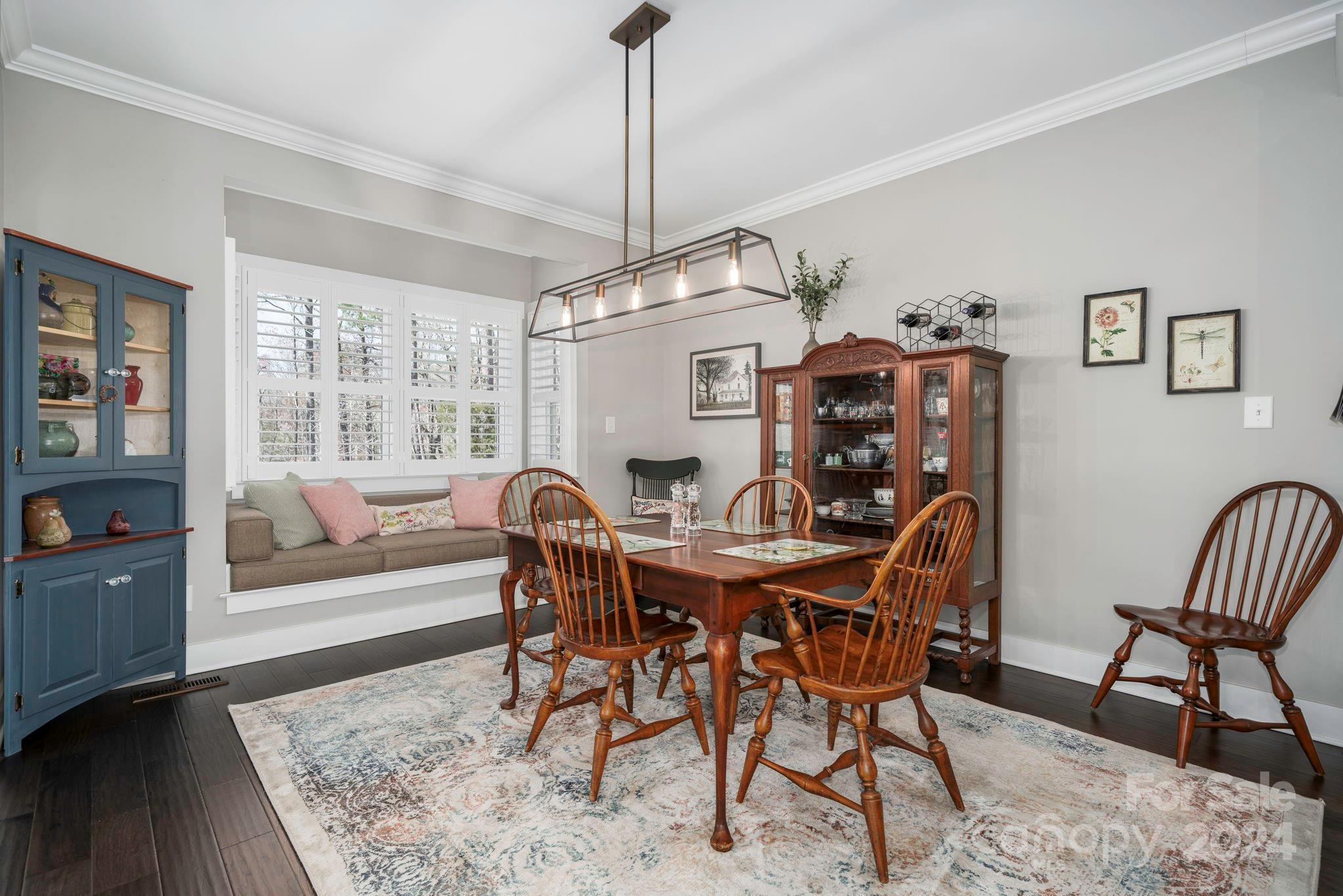 4537 N Wynswept Drive