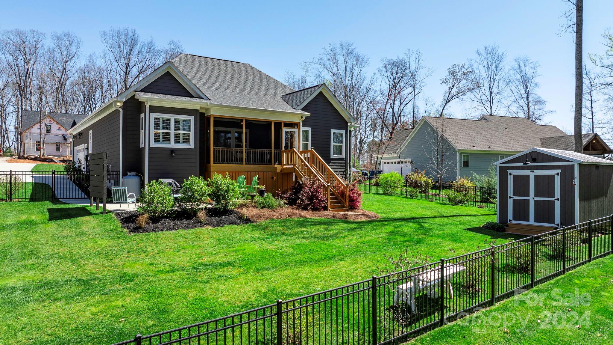 4537 N Wynswept Drive