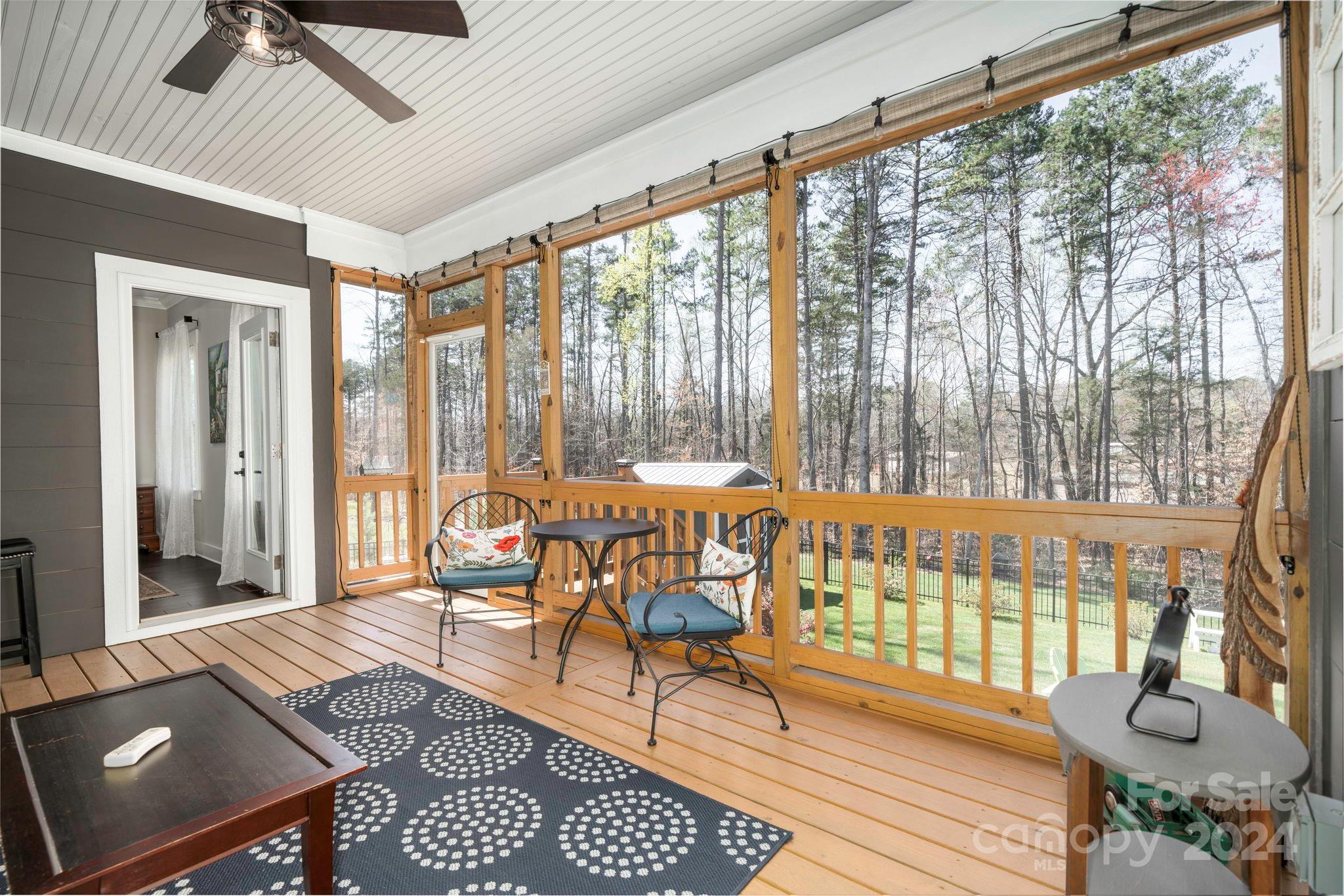 4537 N Wynswept Drive