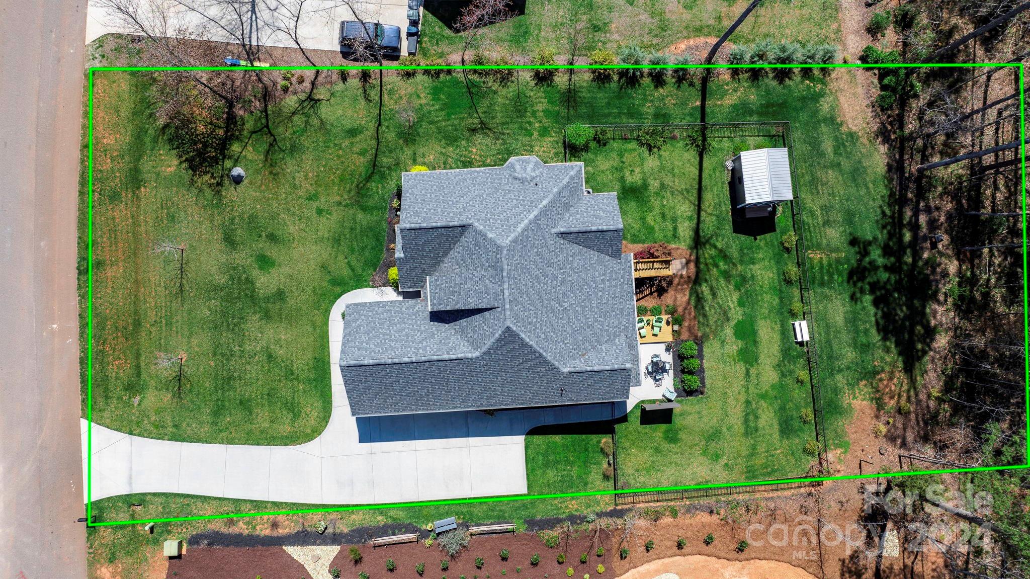 4537 N Wynswept Drive