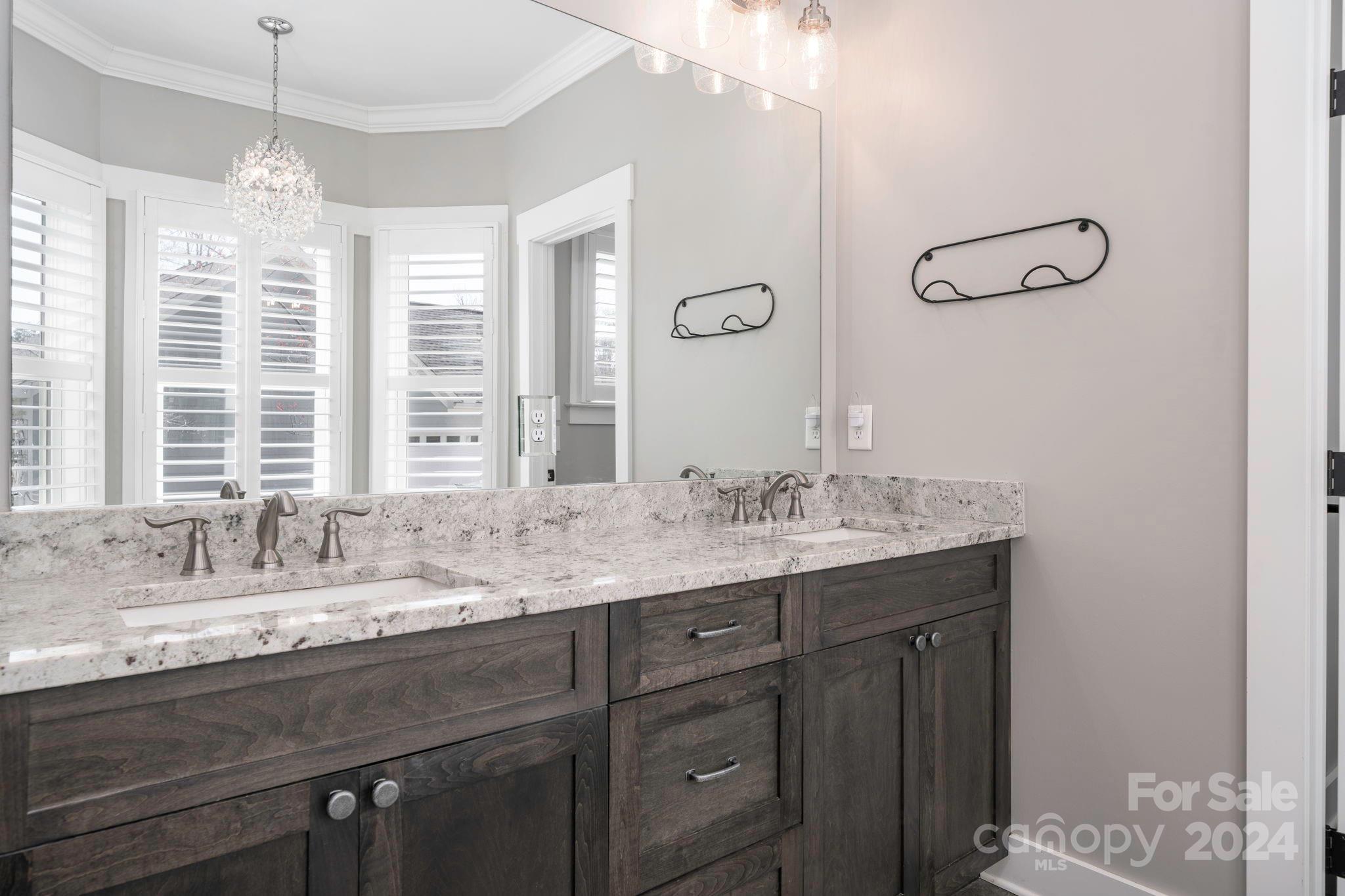 4537 N Wynswept Drive