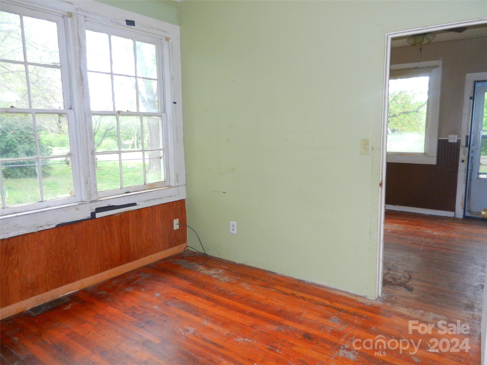 3027 Fair Oaks Drive