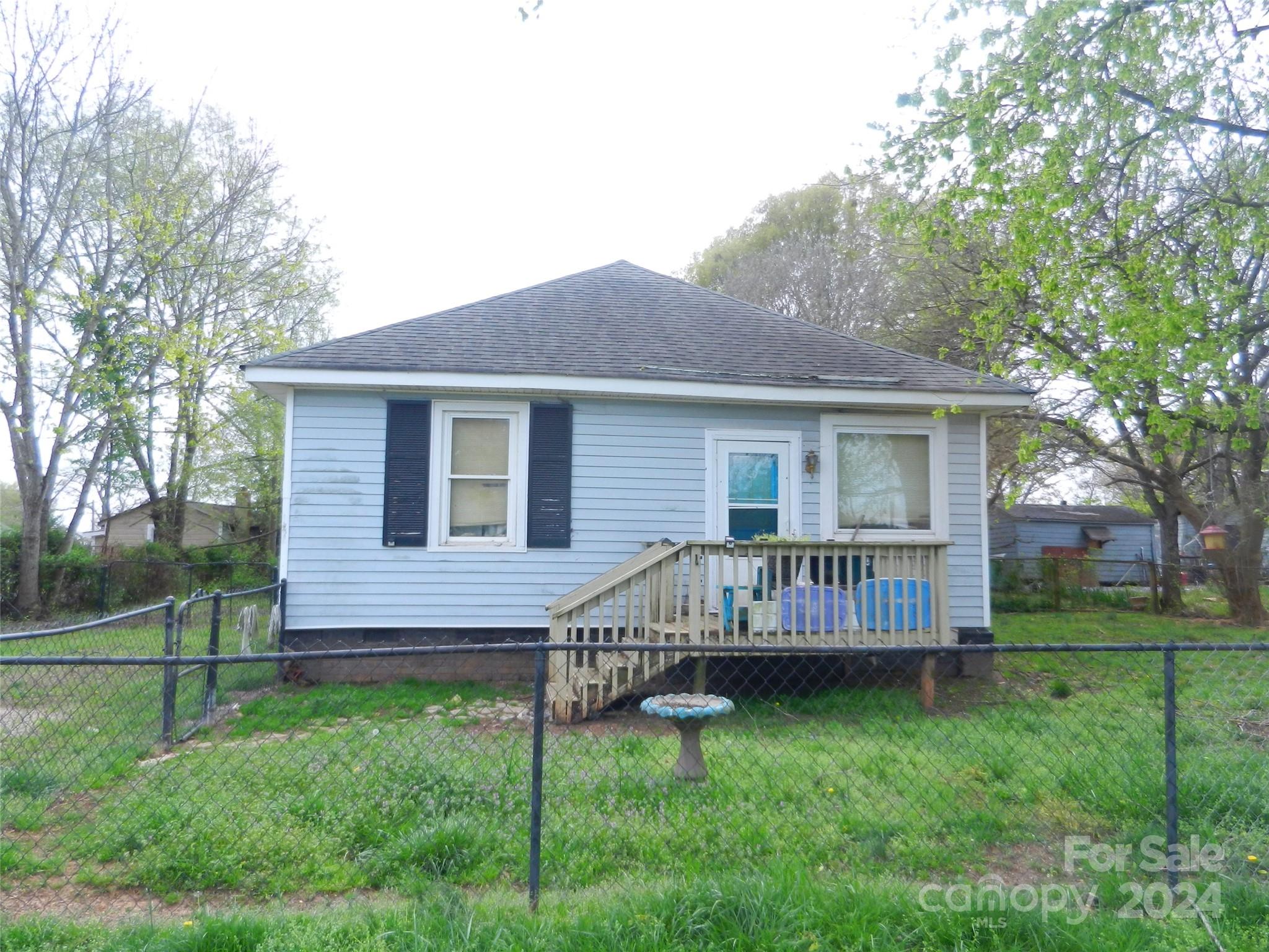 3027 Fair Oaks Drive