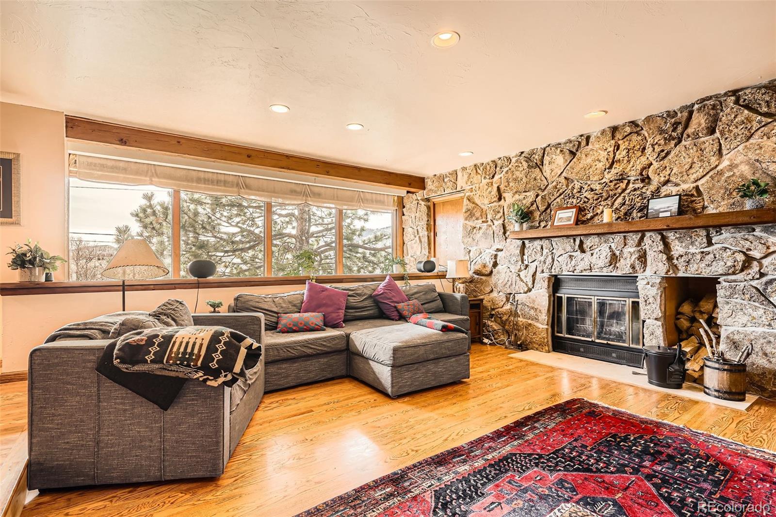 17306 W 17th Place