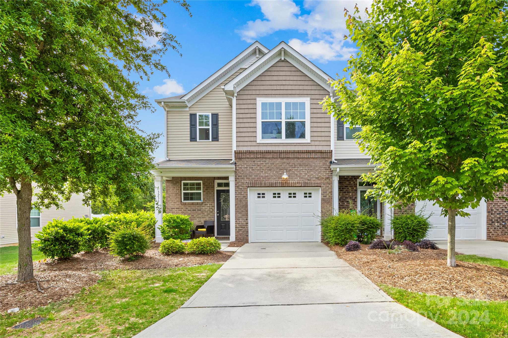 3233 Yarmouth Lane