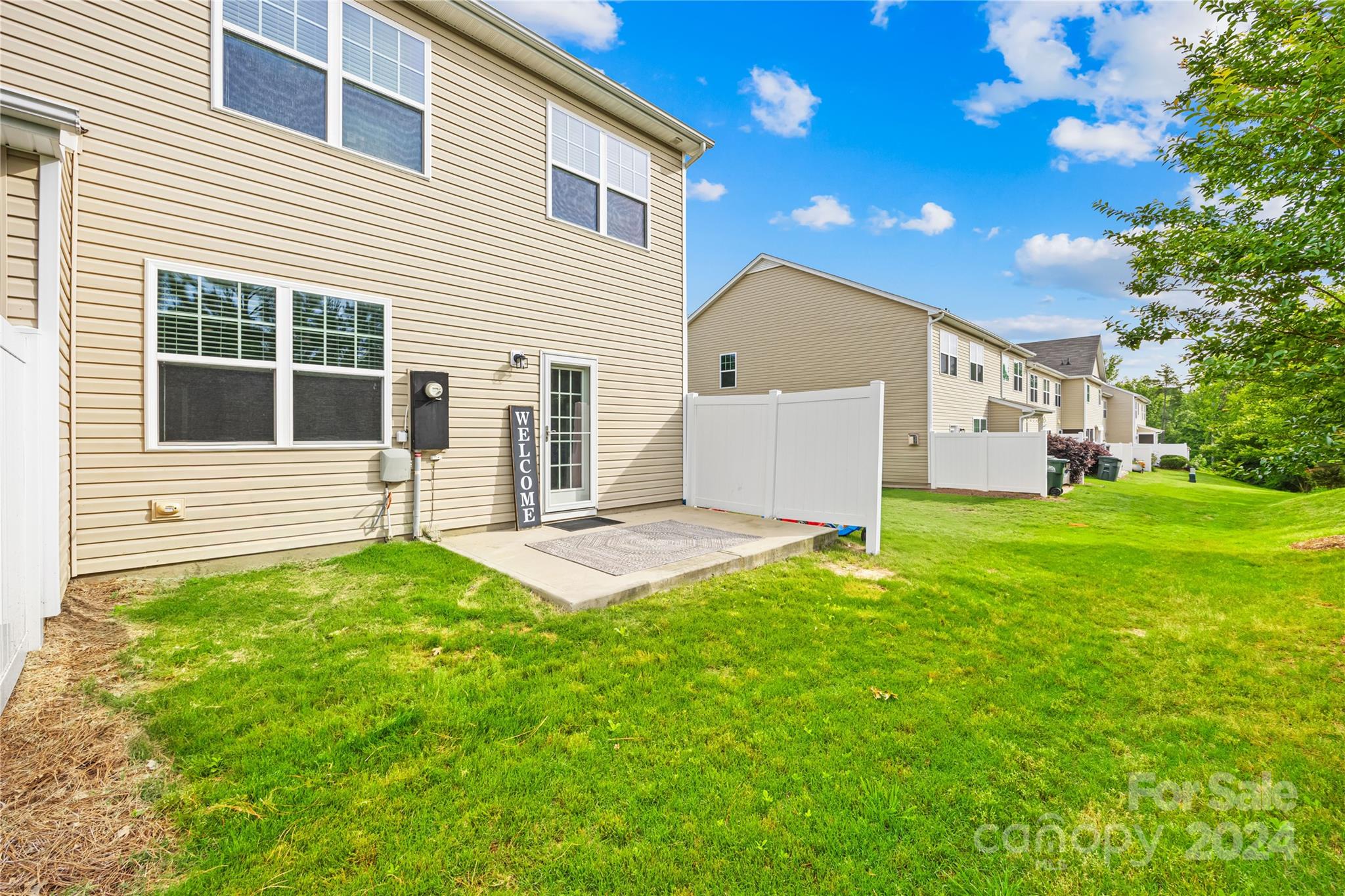 3233 Yarmouth Lane