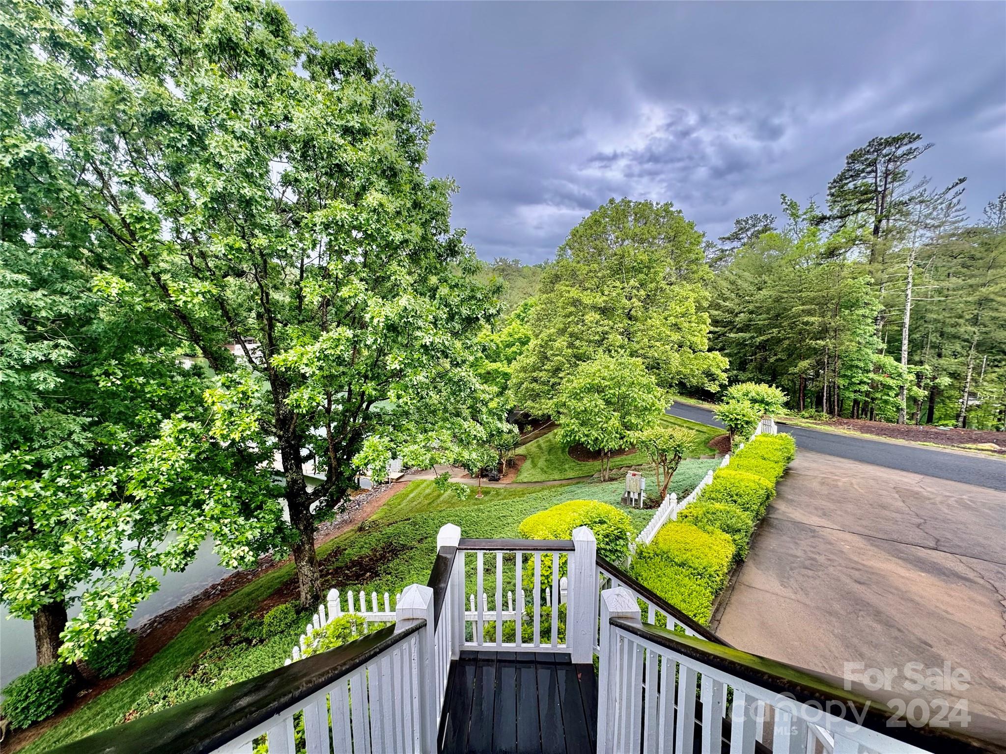 2250 Mallard Cove Drive