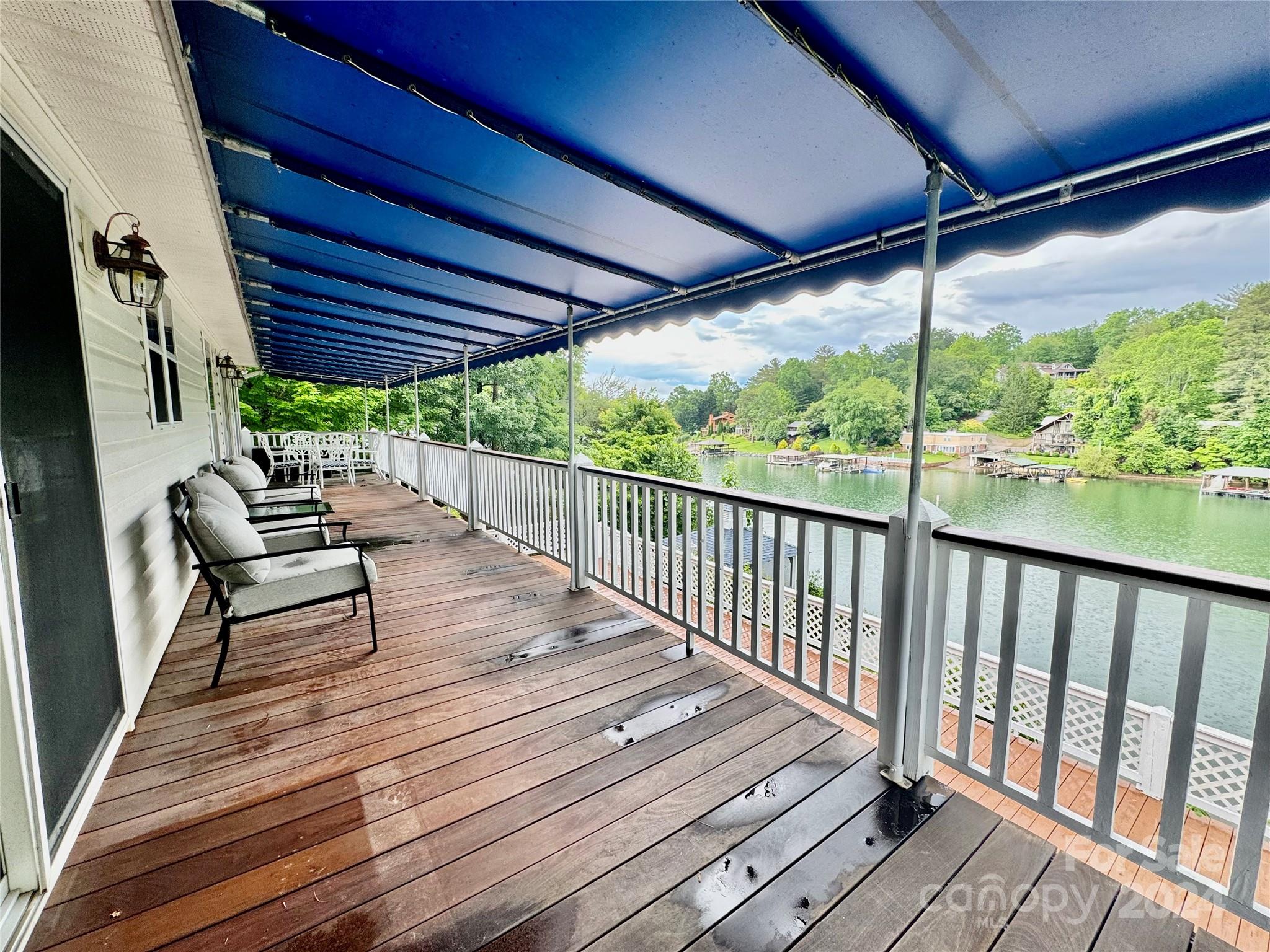 2250 Mallard Cove Drive