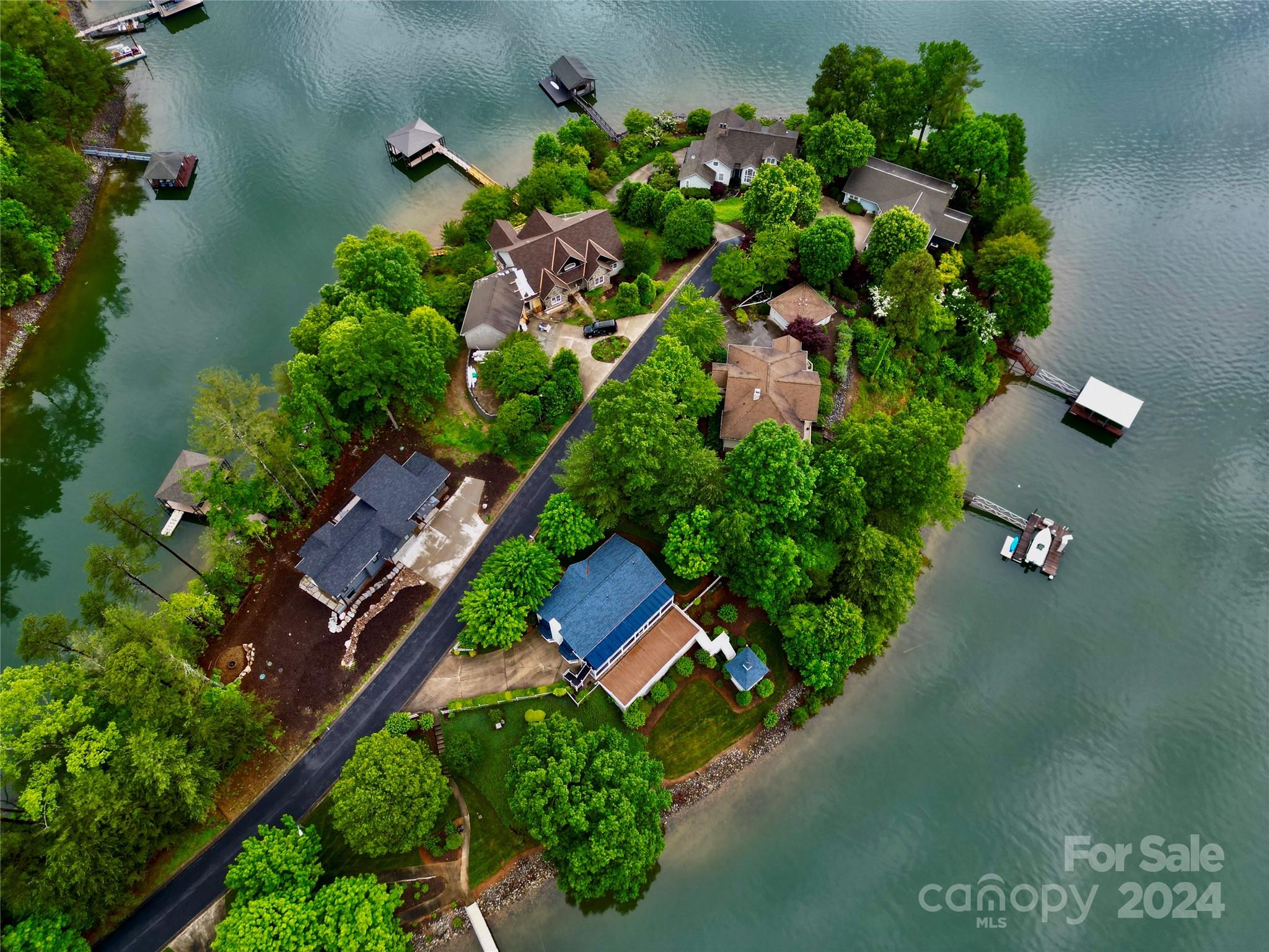 2250 Mallard Cove Drive