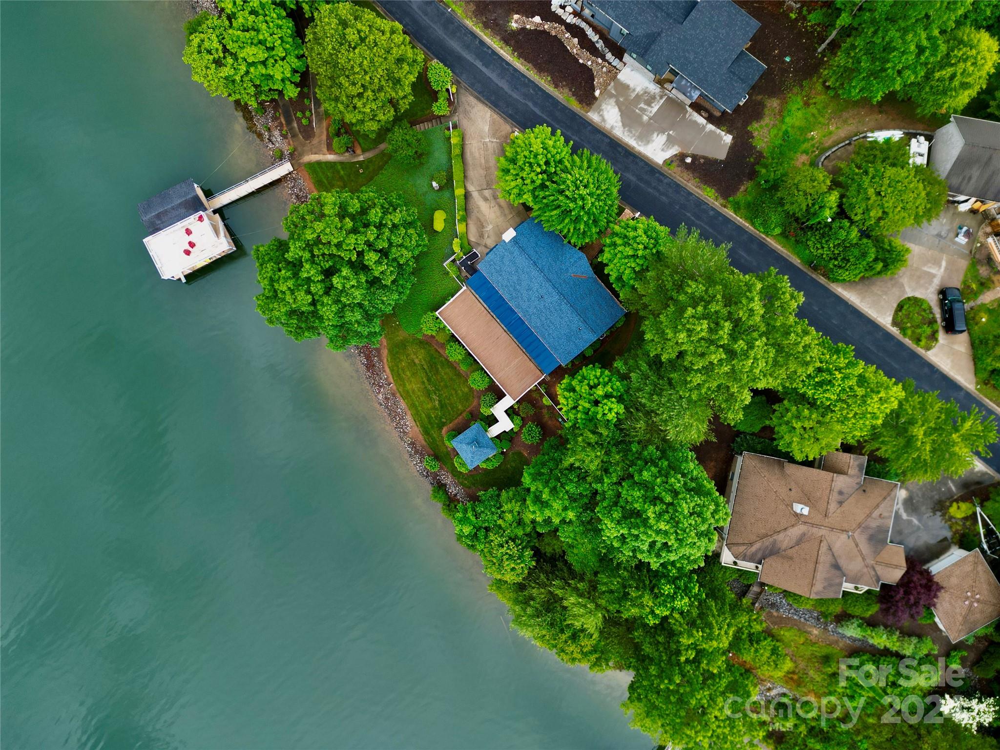 2250 Mallard Cove Drive