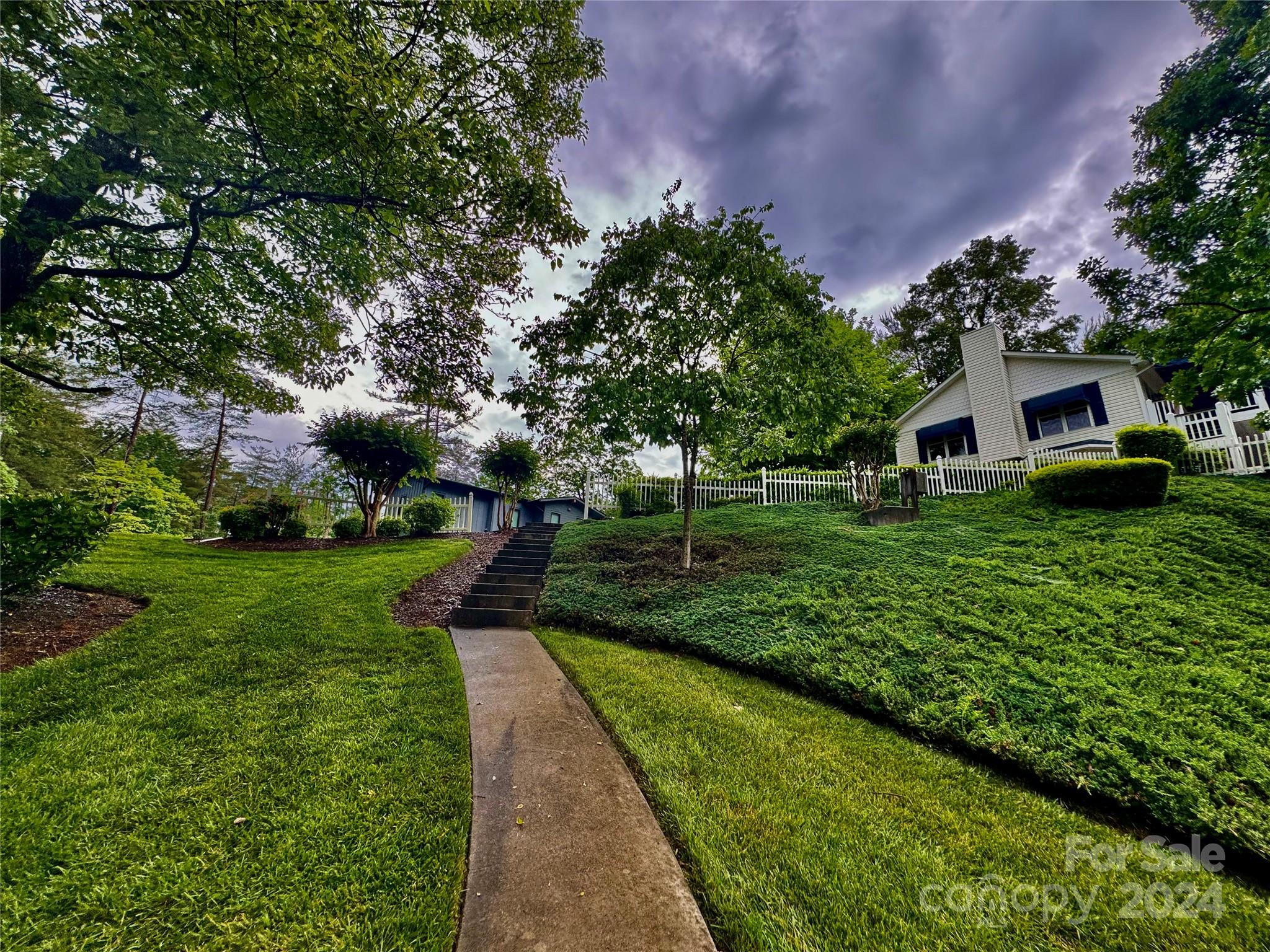 2250 Mallard Cove Drive