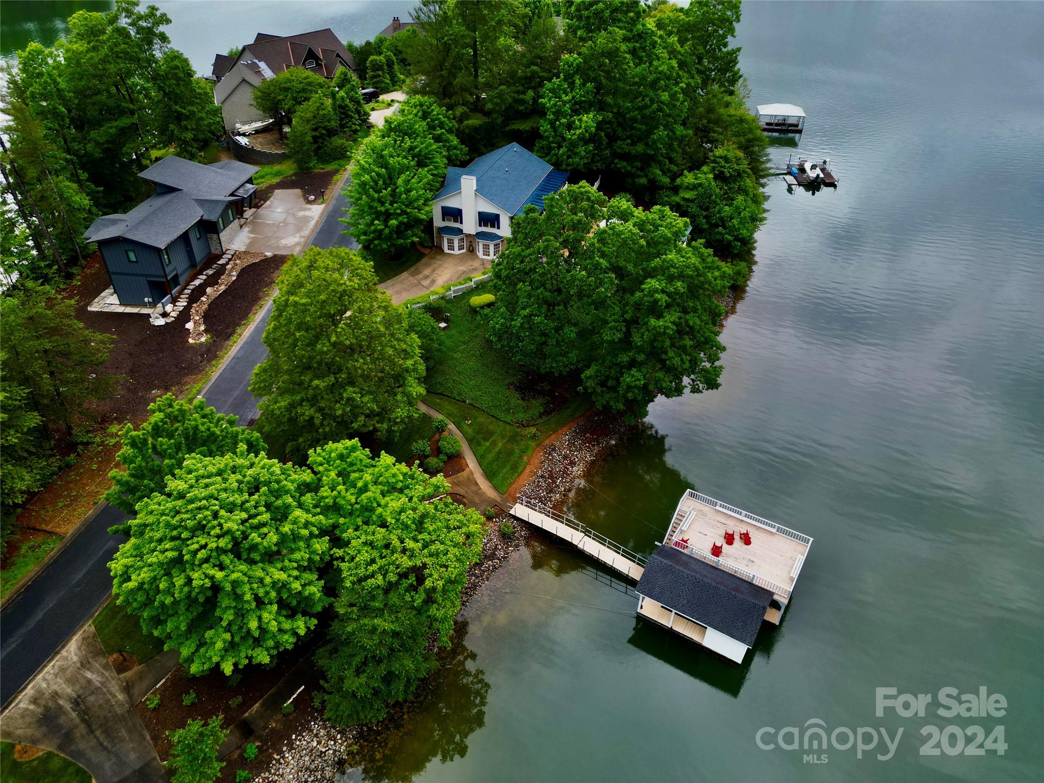 2250 Mallard Cove Drive