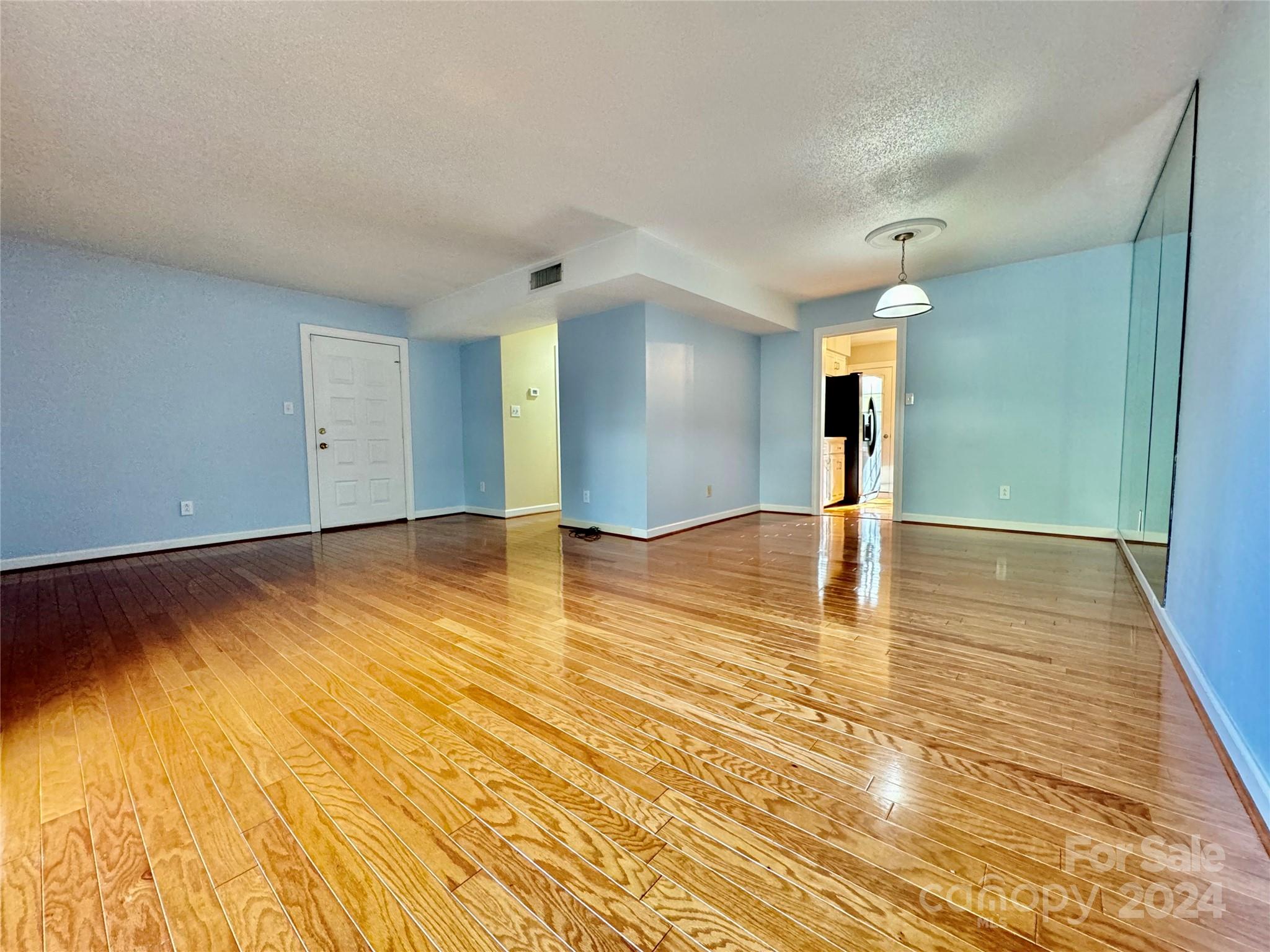 2705 N Center Street Unit: 68
