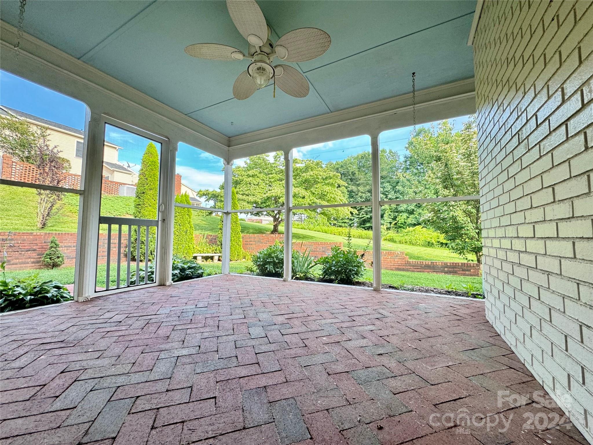 2705 N Center Street Unit: 68