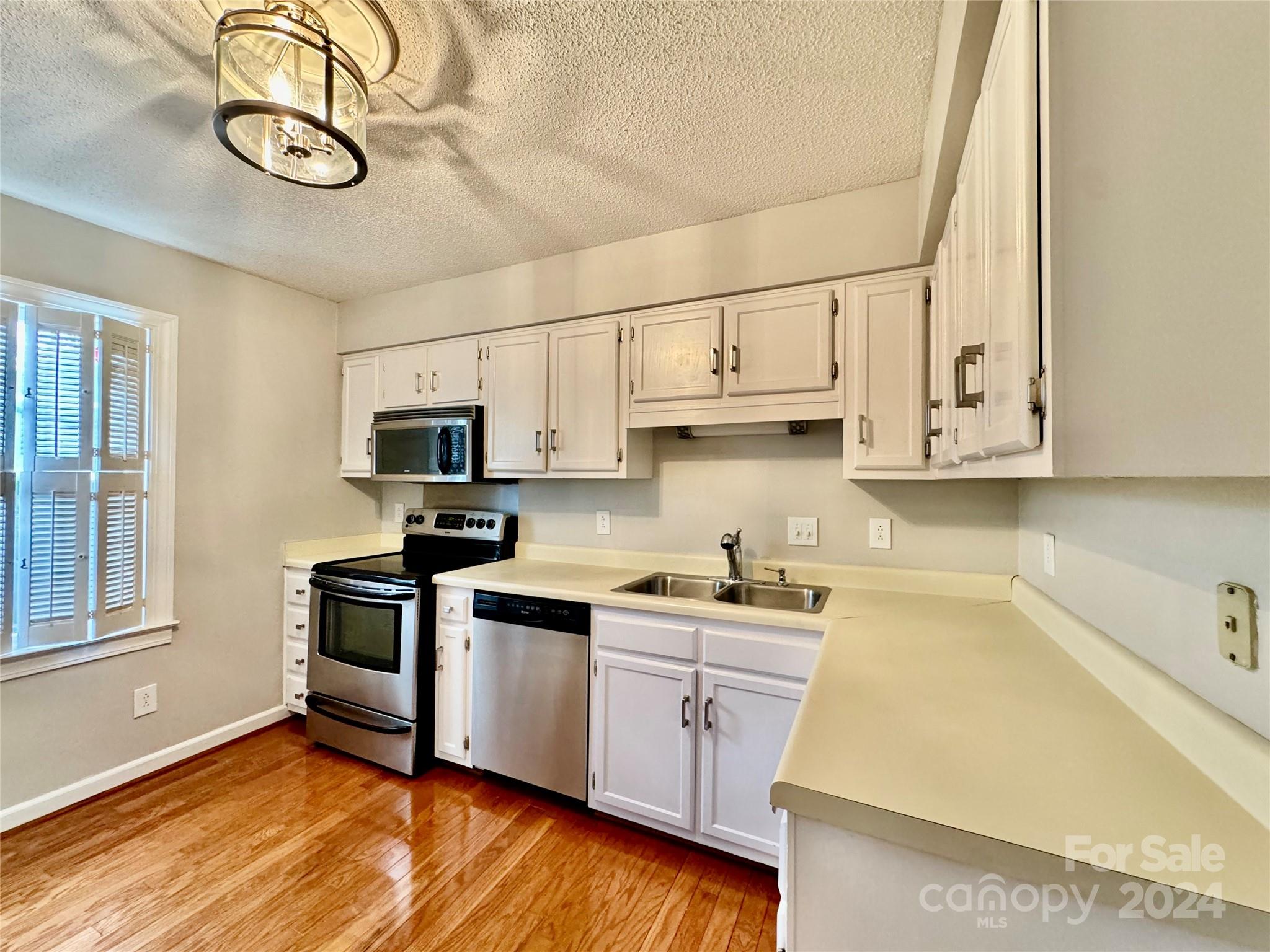 2705 N Center Street Unit: 68