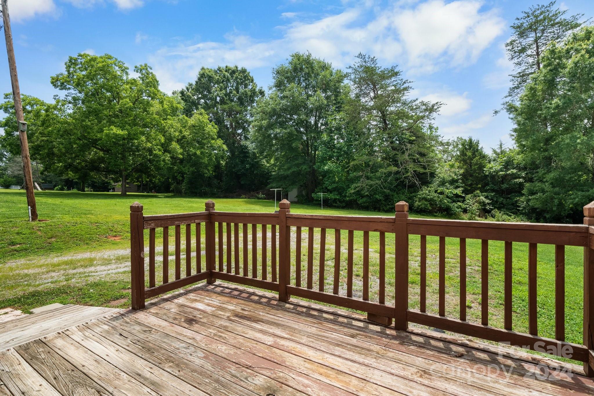 964 Village Circle