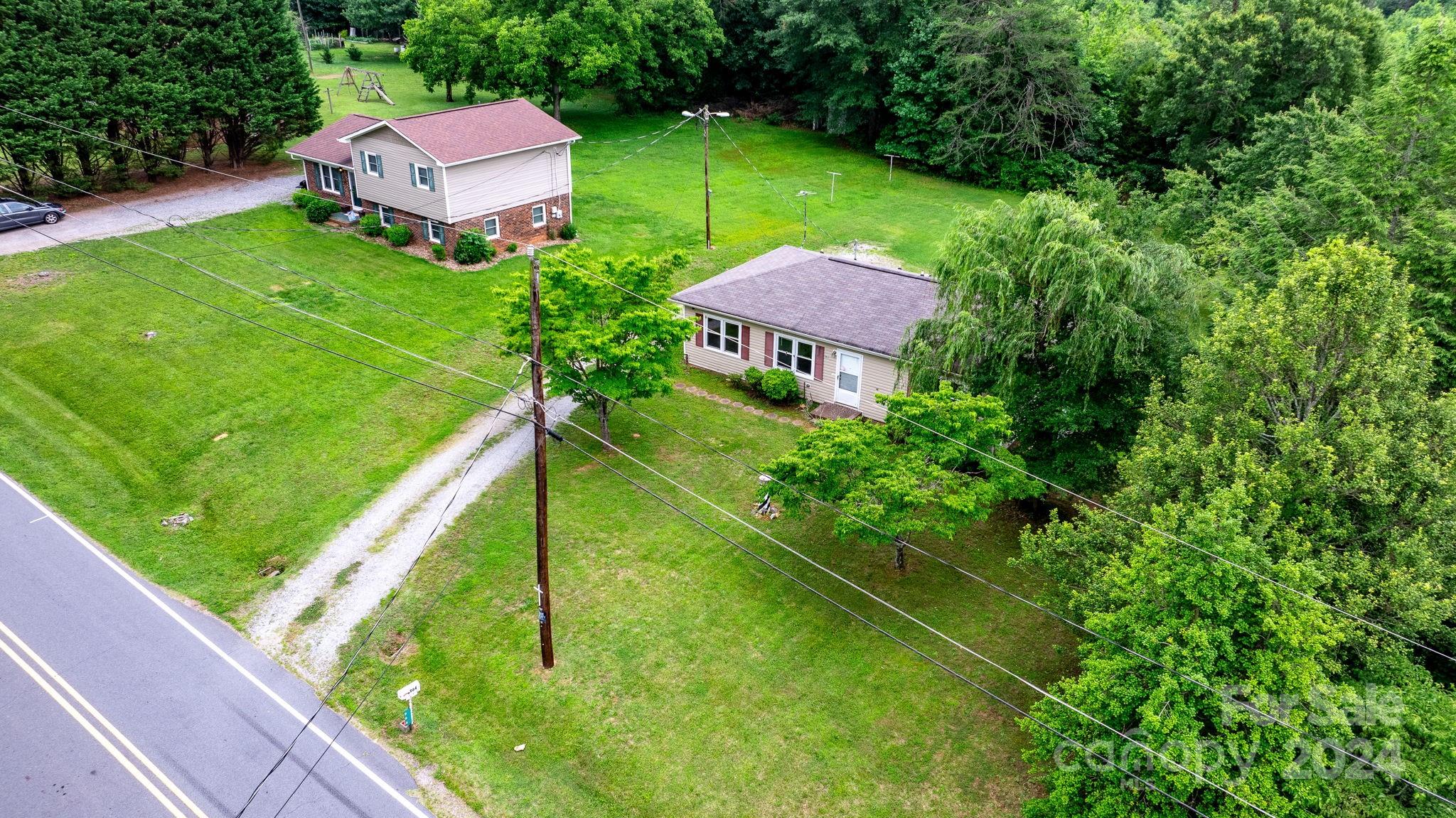 964 Village Circle