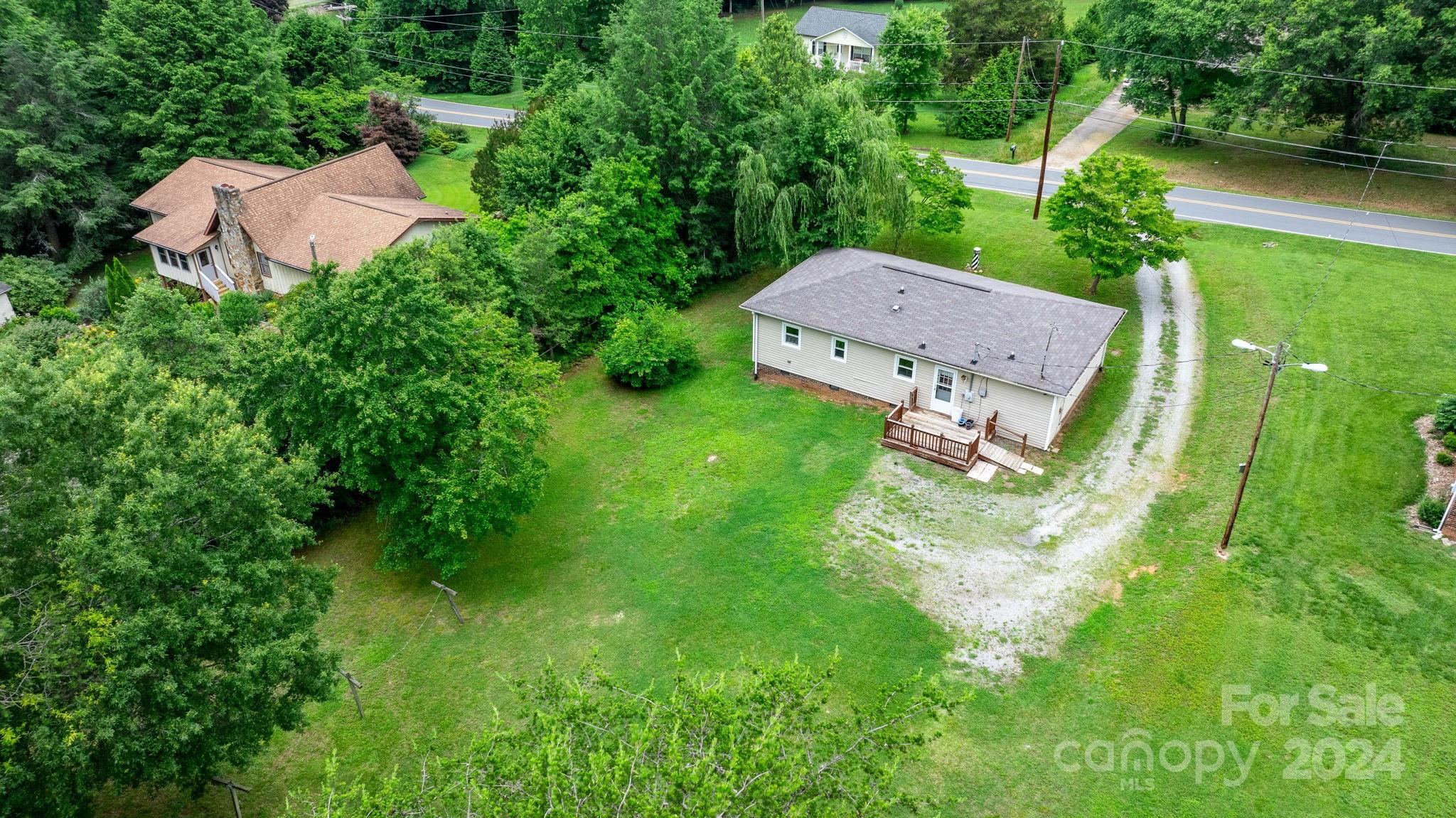 964 Village Circle