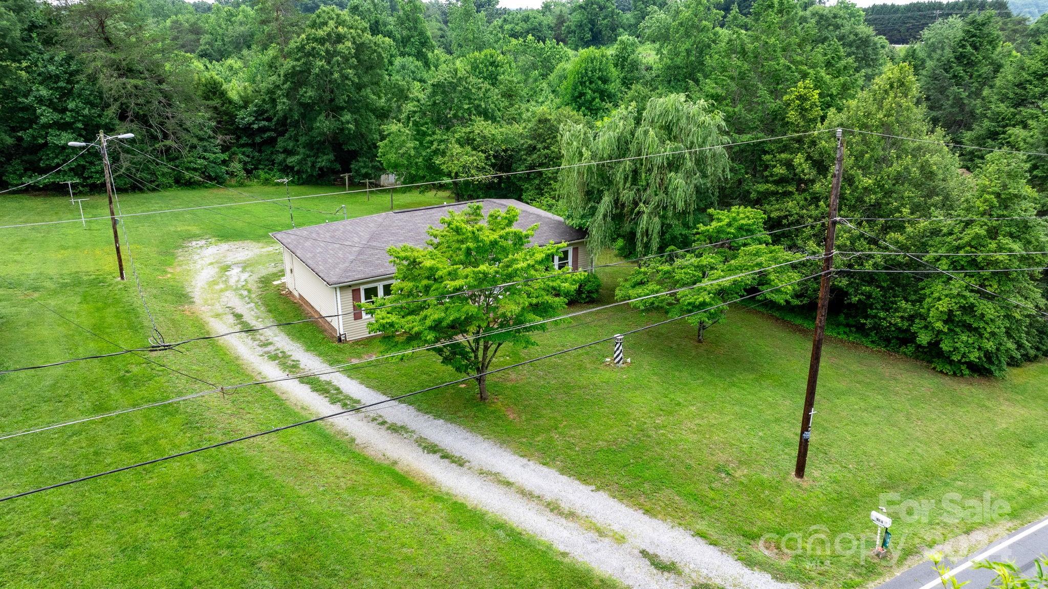 964 Village Circle
