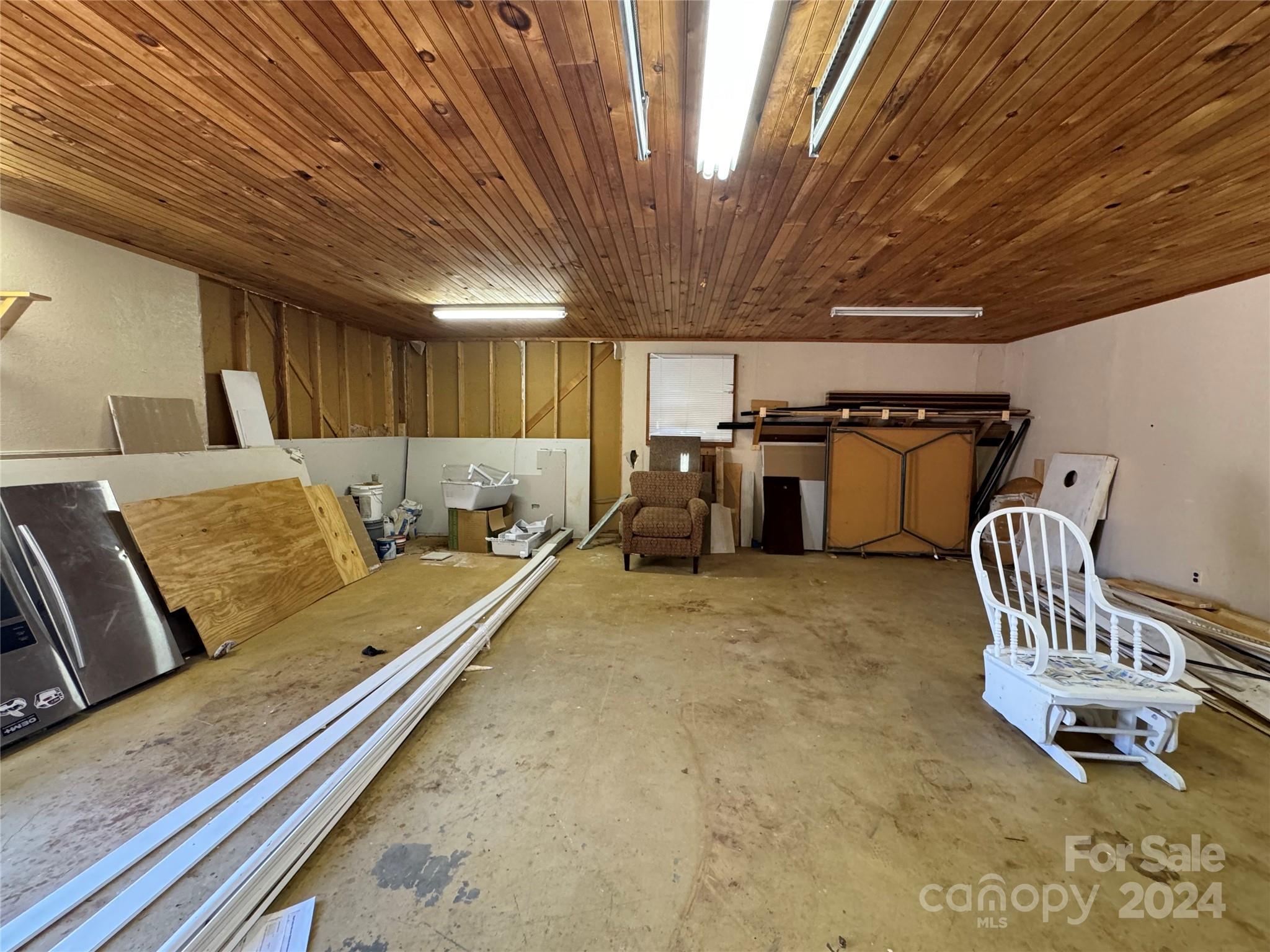 623 Woodland Street