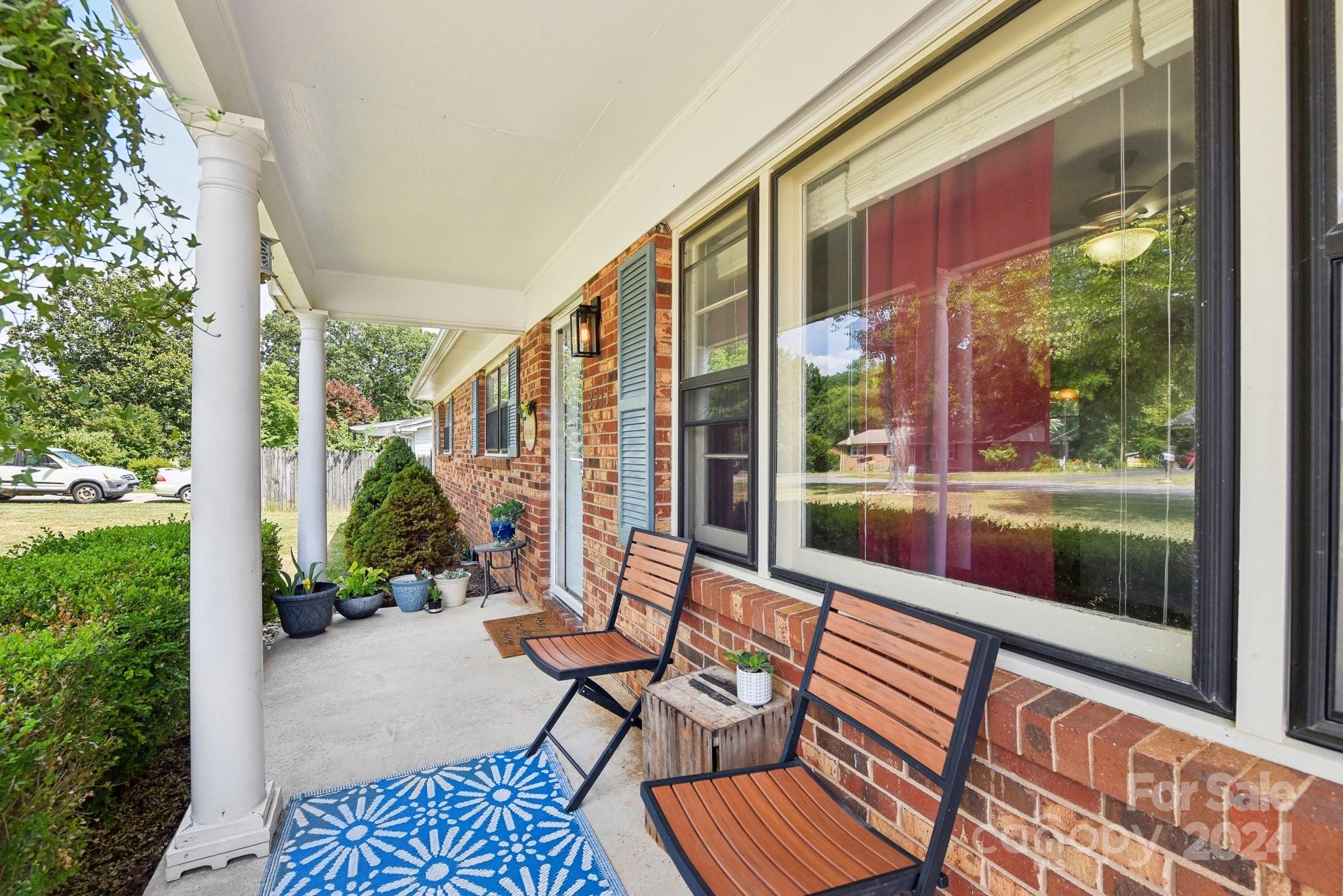 2513 Fairgreen Drive