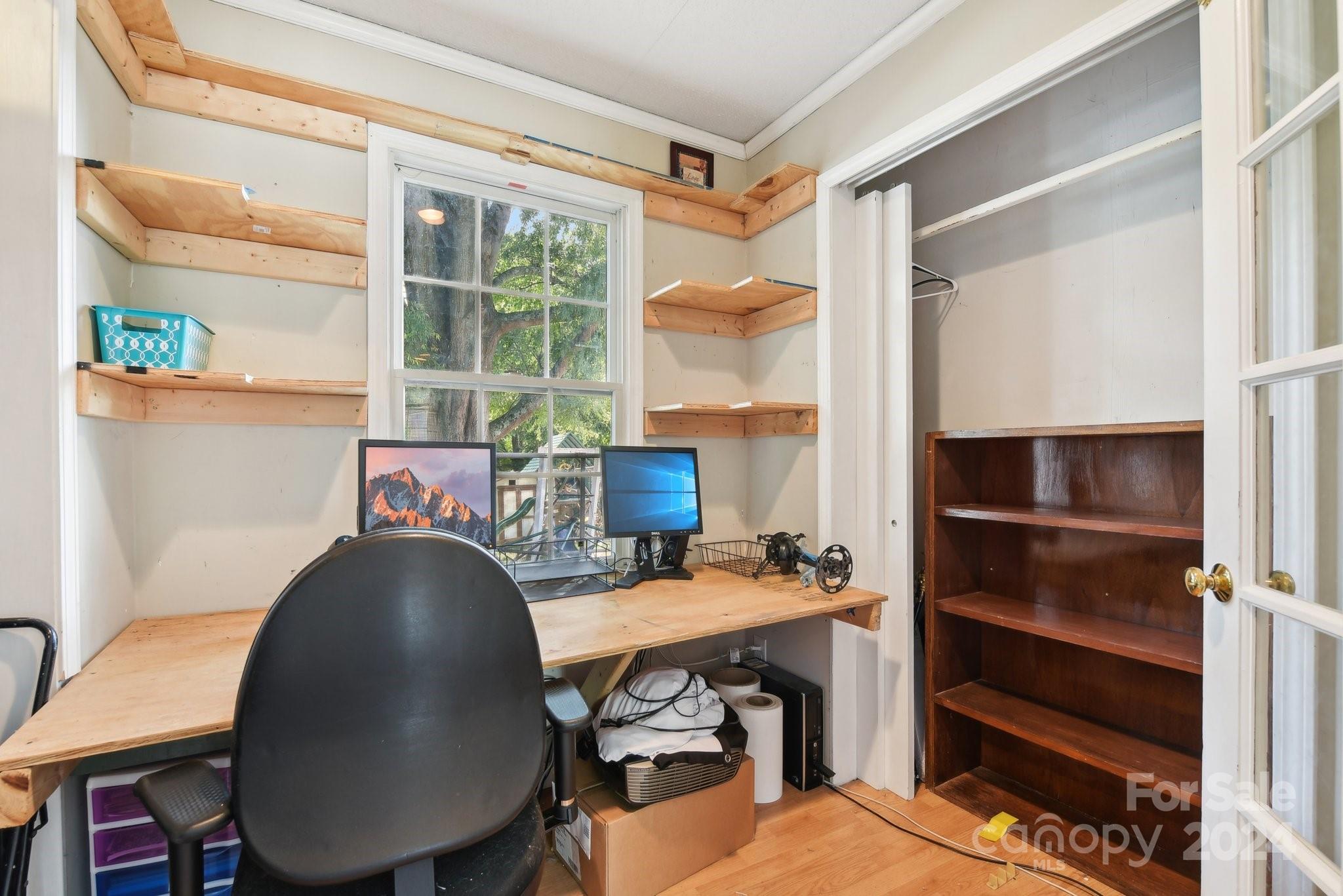 2513 Fairgreen Drive