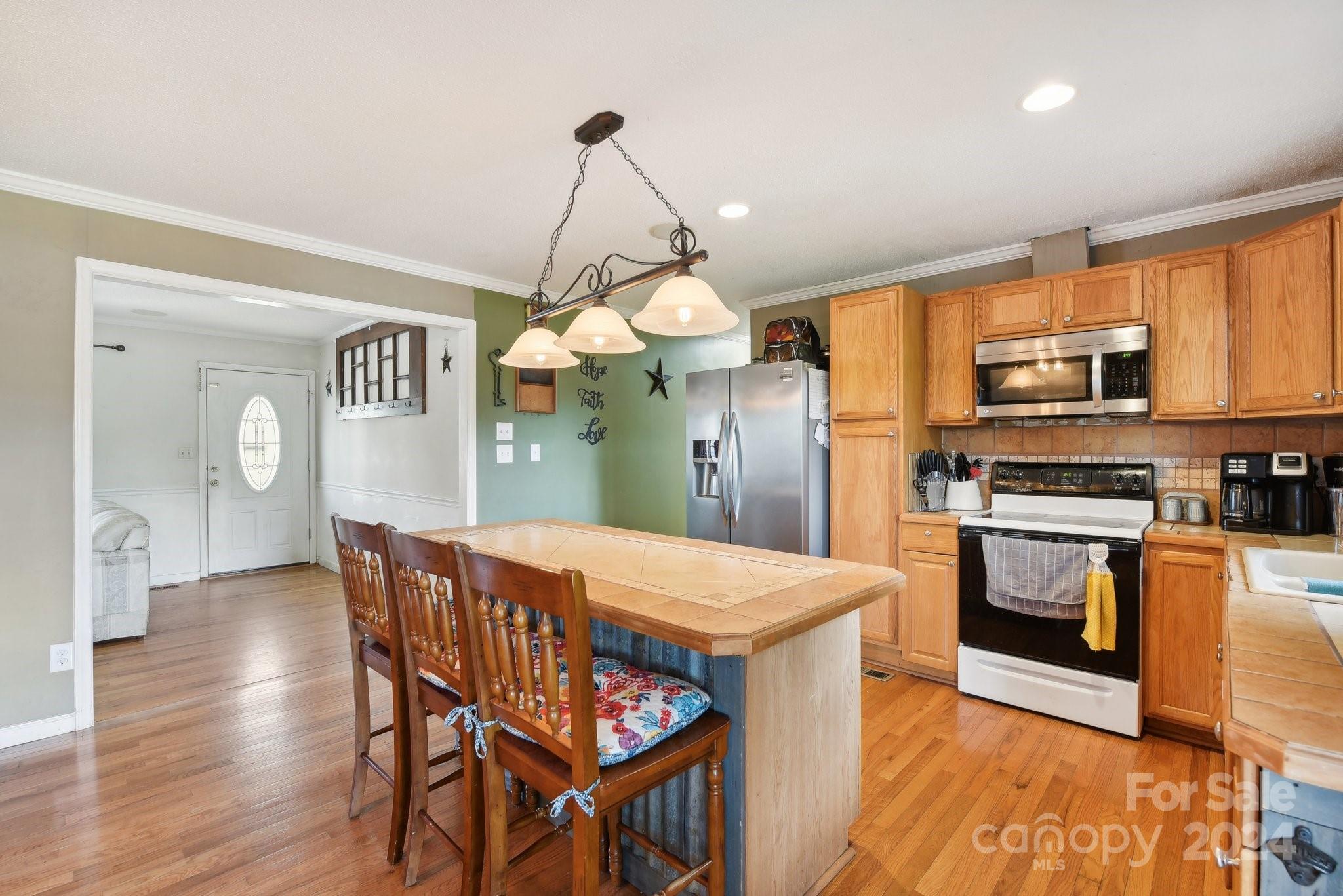 2513 Fairgreen Drive