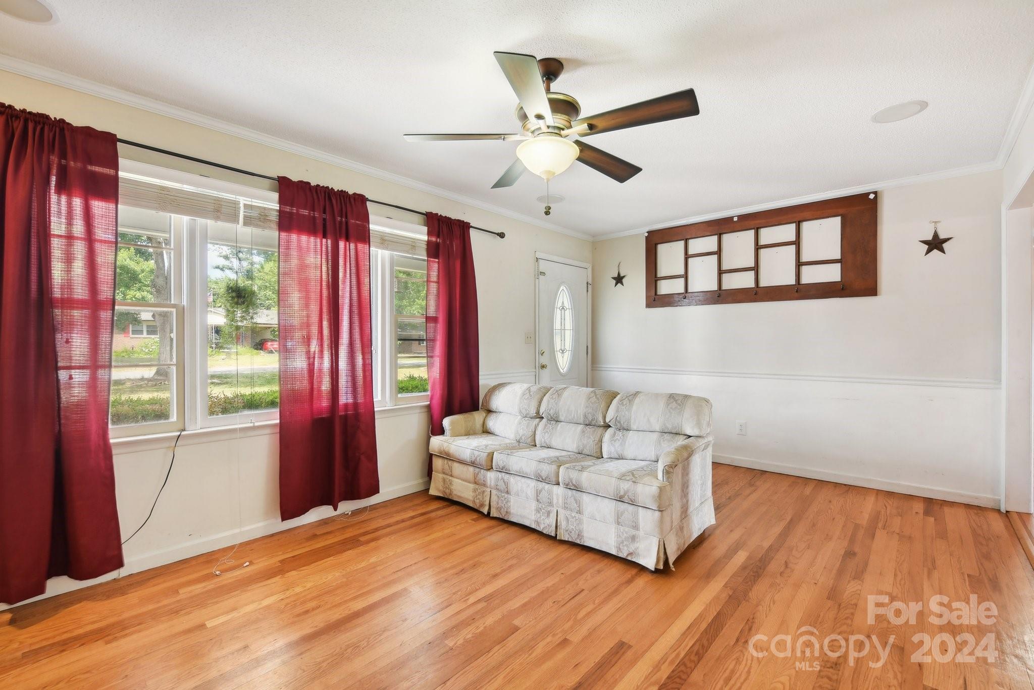 2513 Fairgreen Drive