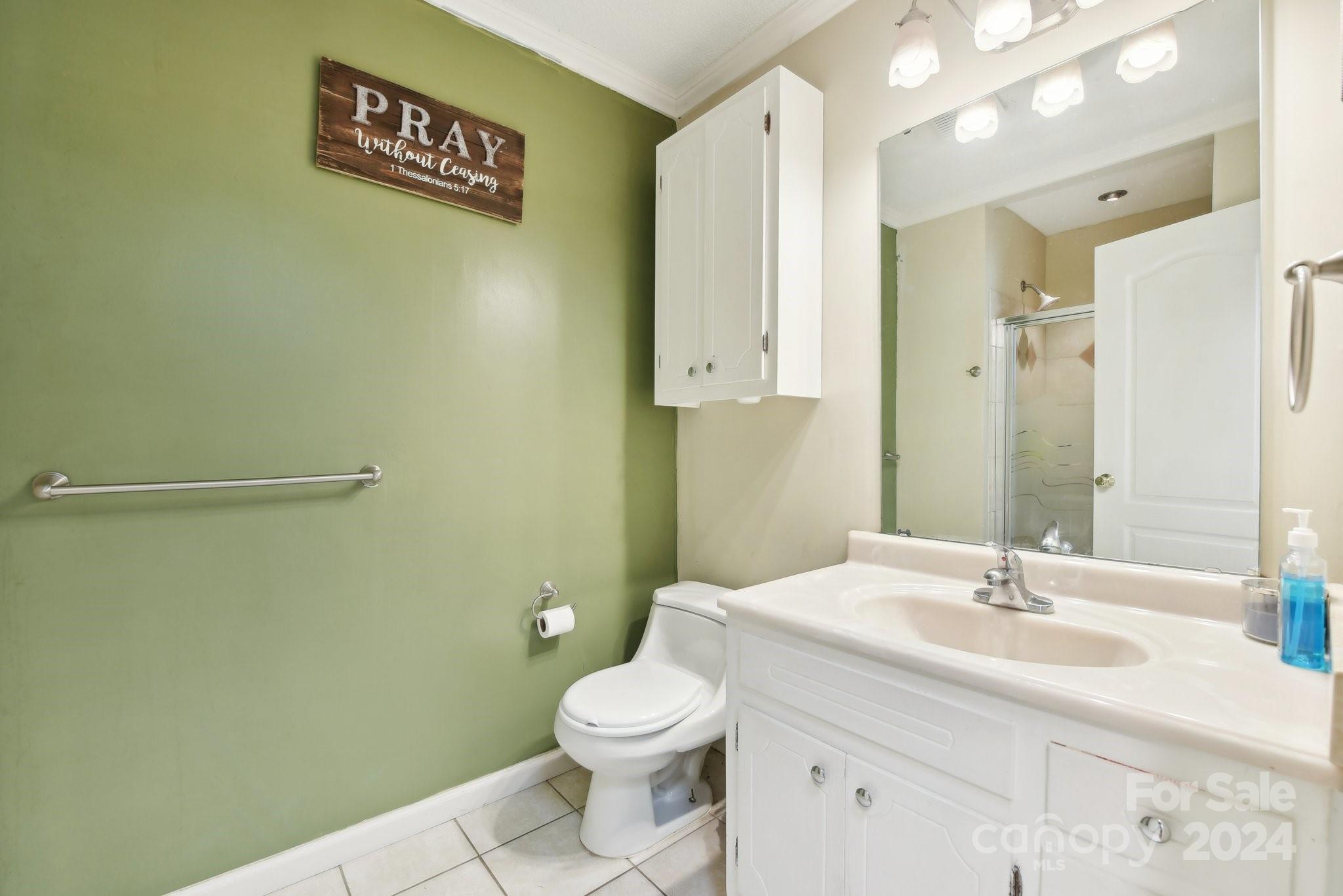 2513 Fairgreen Drive