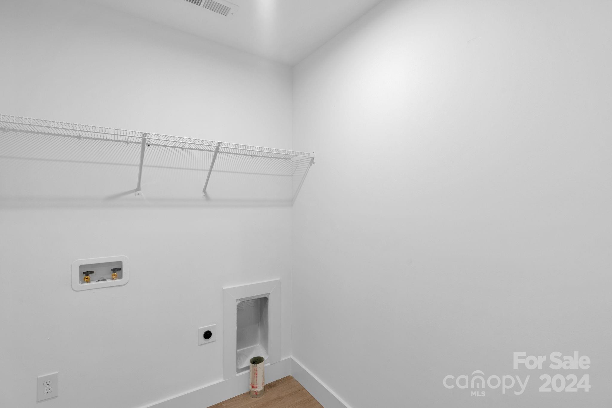 1241 Burris Boulevard